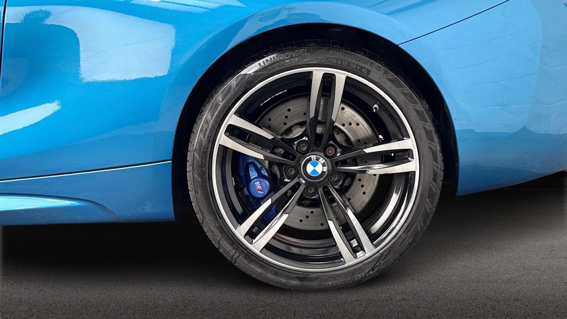 BMW M2 view 14