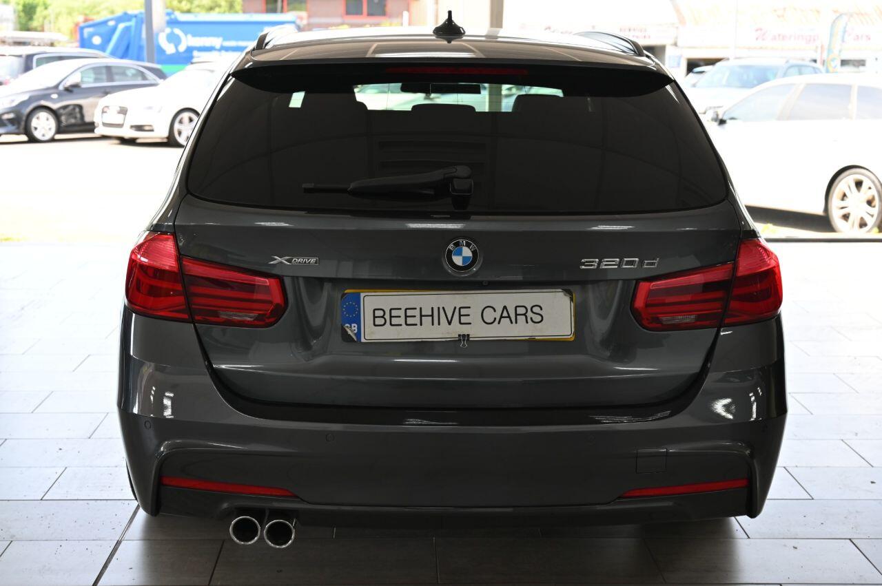 BMW 3 Series view 9