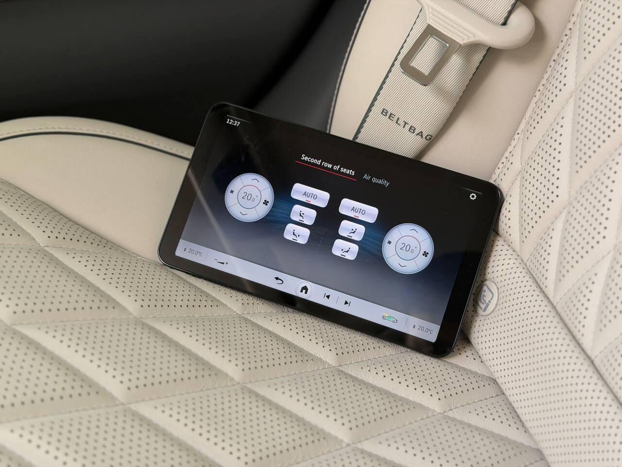 Mercedes-Benz S-Class view 33