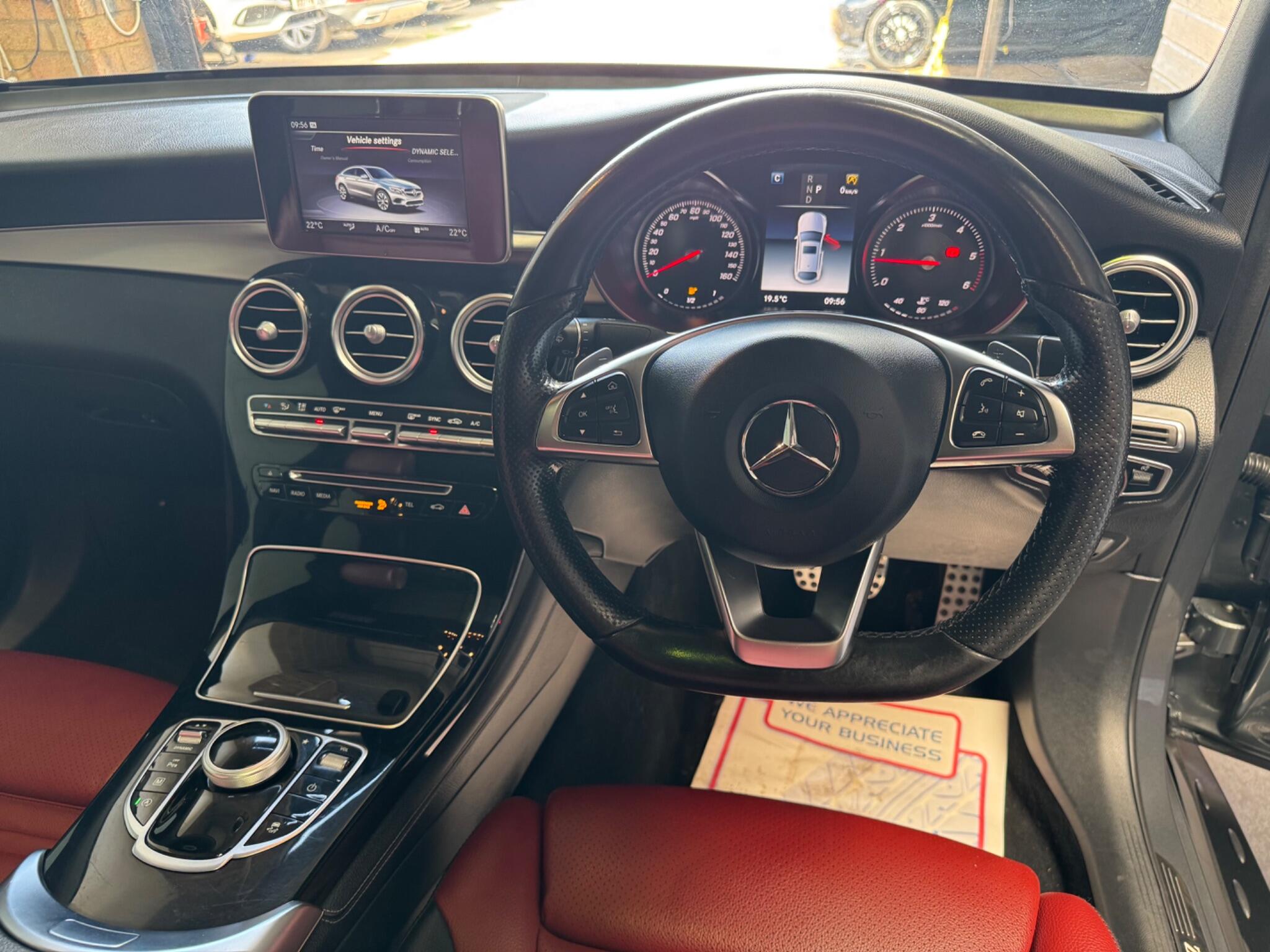 Mercedes-Benz GLC view 52