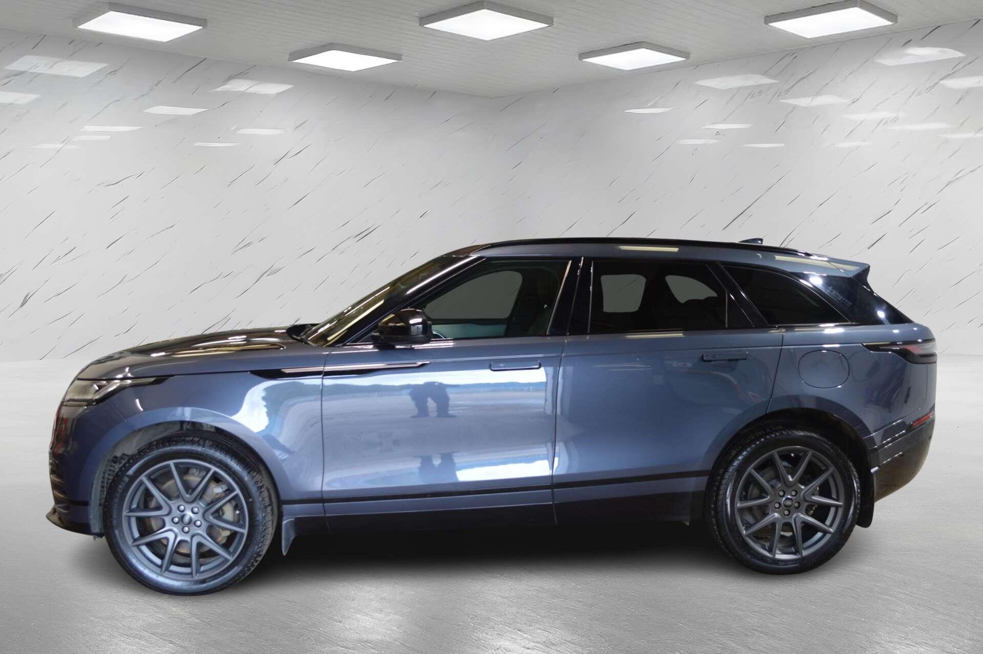 Land Rover Range Rover Velar view 9