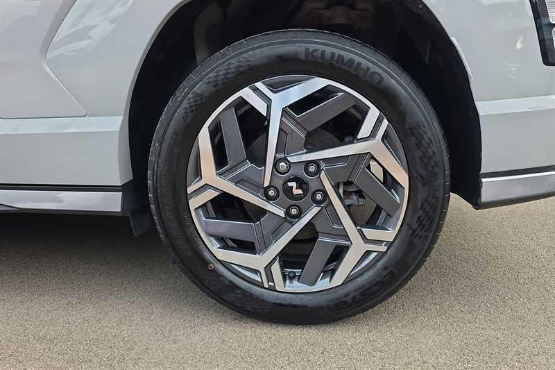 Hyundai Kona view 9