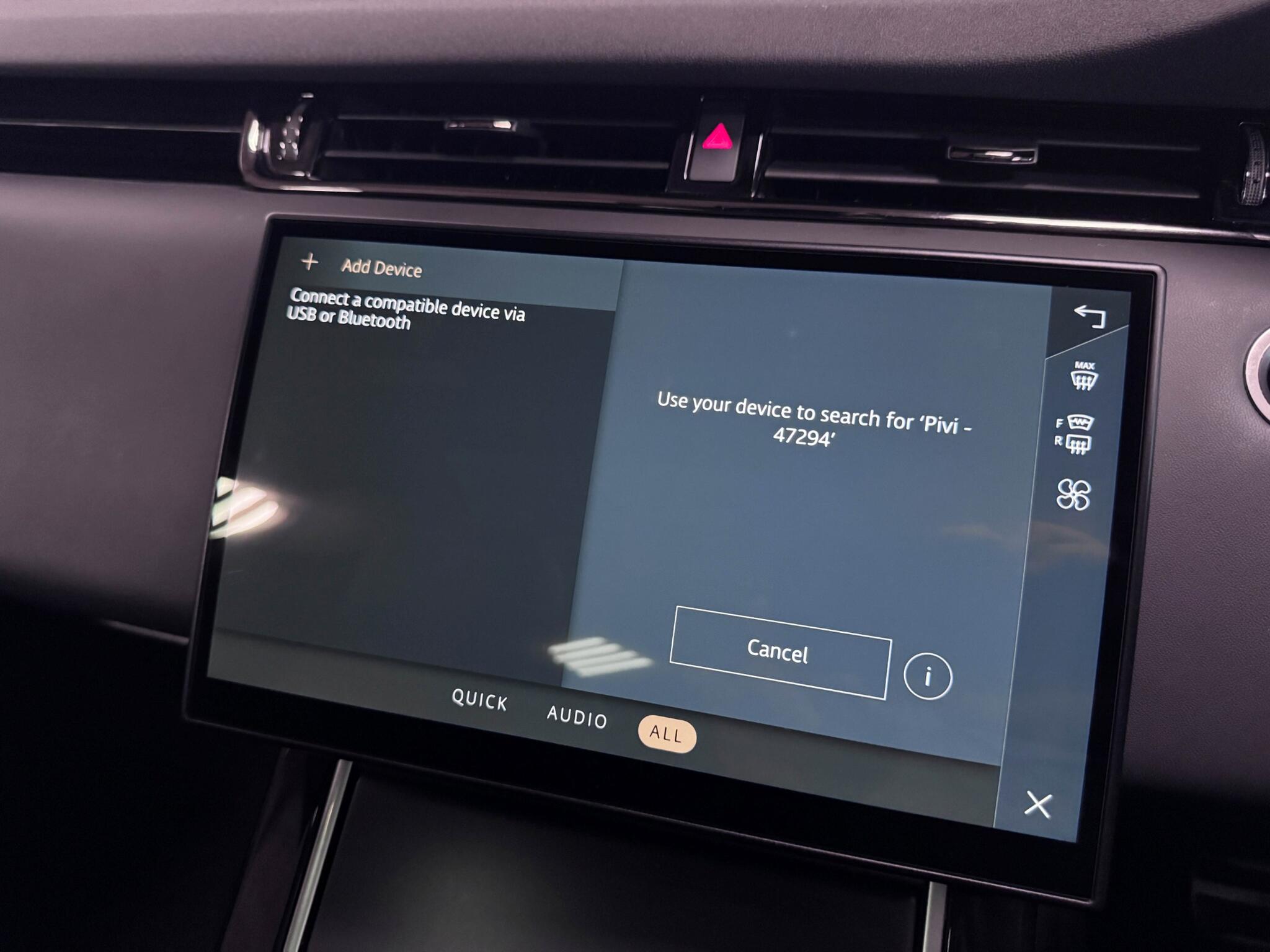 Land Rover Range Rover Evoque view 46