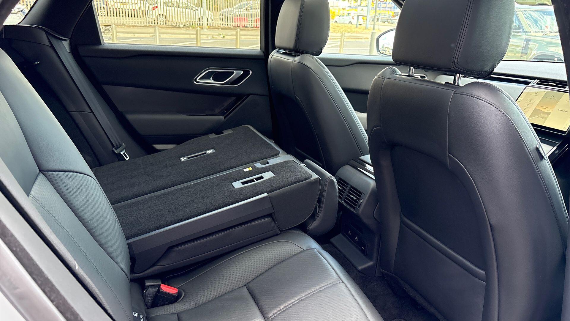 Land Rover Range Rover Velar view 24