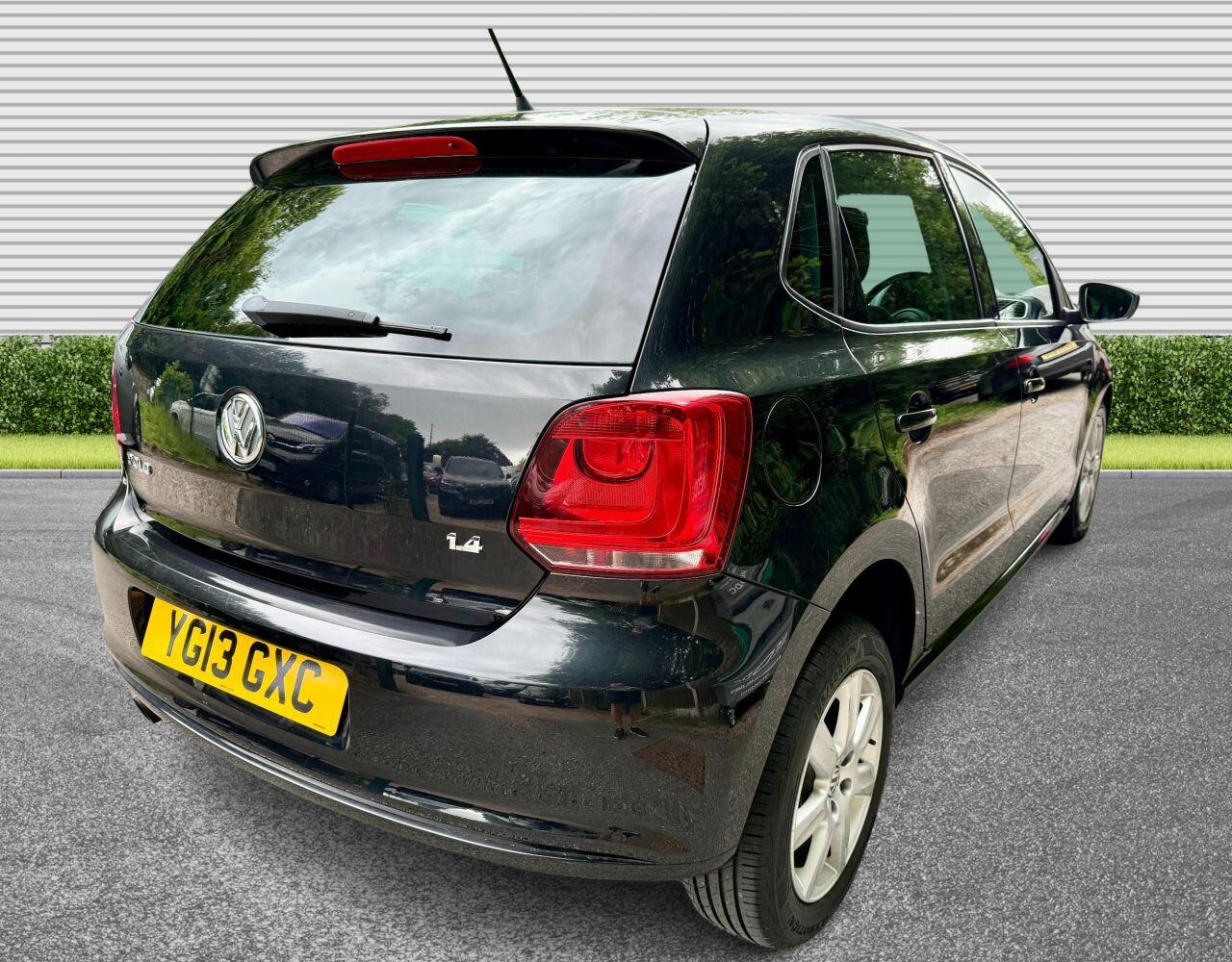 Volkswagen Polo view 9