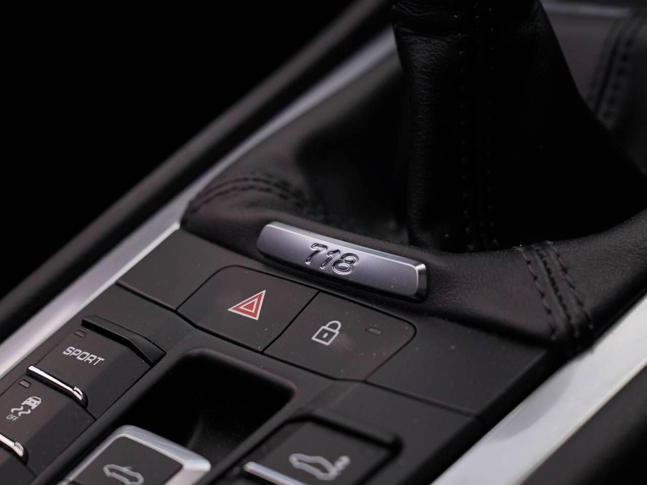 Porsche Boxster view 31