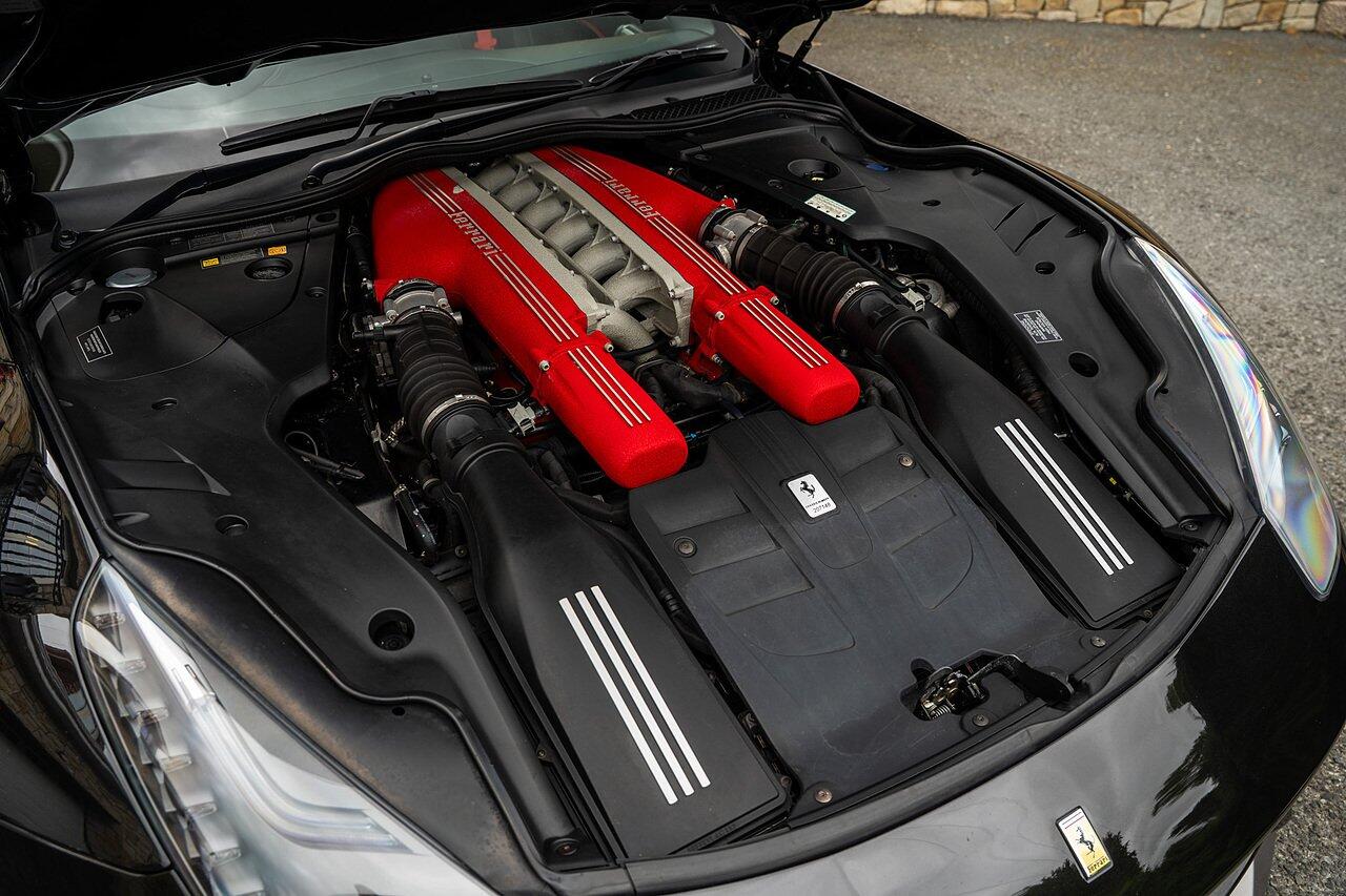 Ferrari F12 view 91