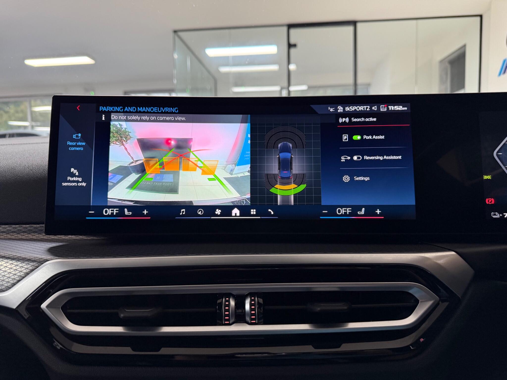 BMW I4 view 9