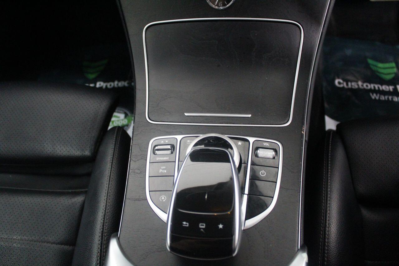 Mercedes-Benz C-Class view 39