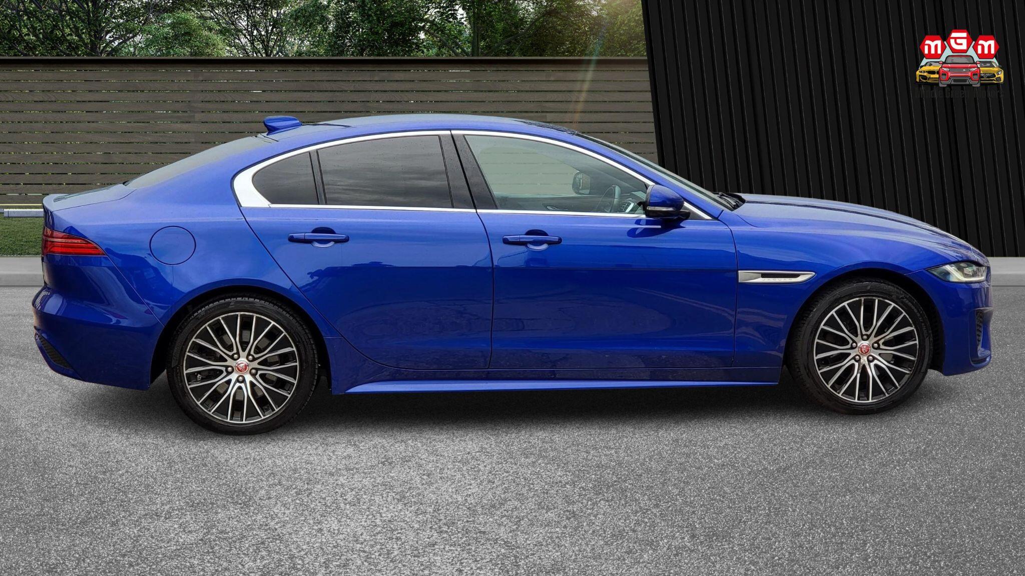 Jaguar Xe view 8