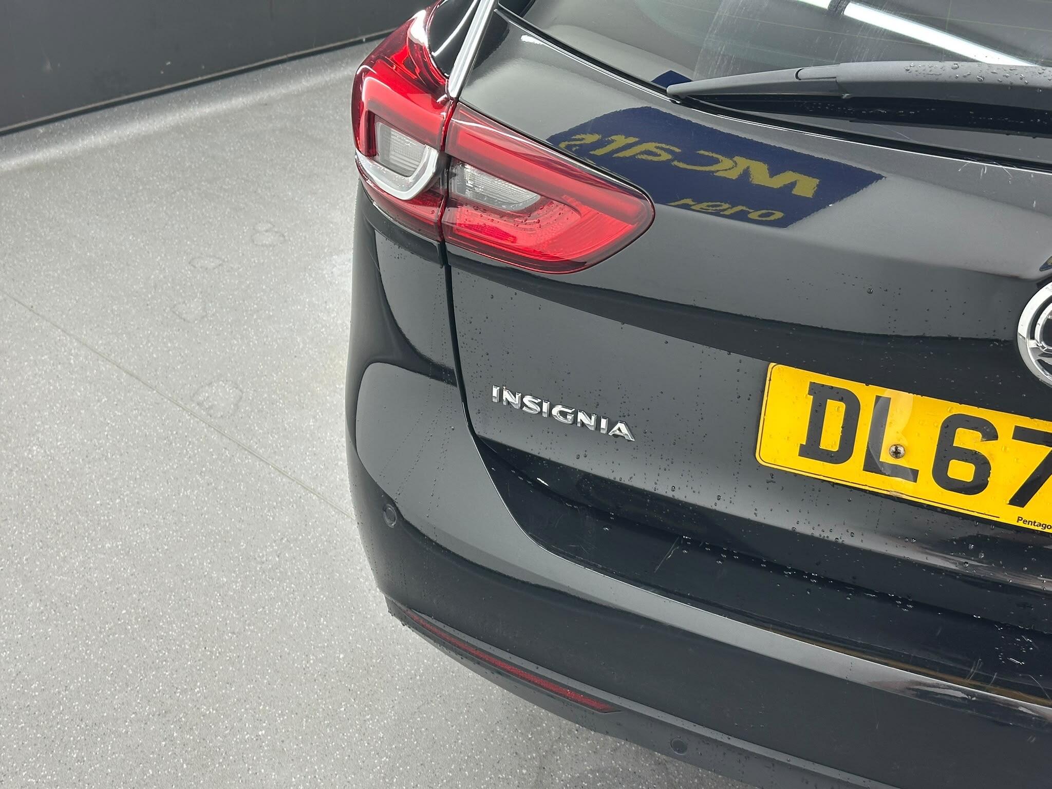 Vauxhall Insignia view 14