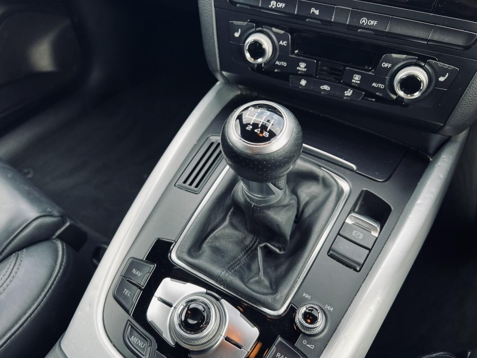 Audi Q5 view 23