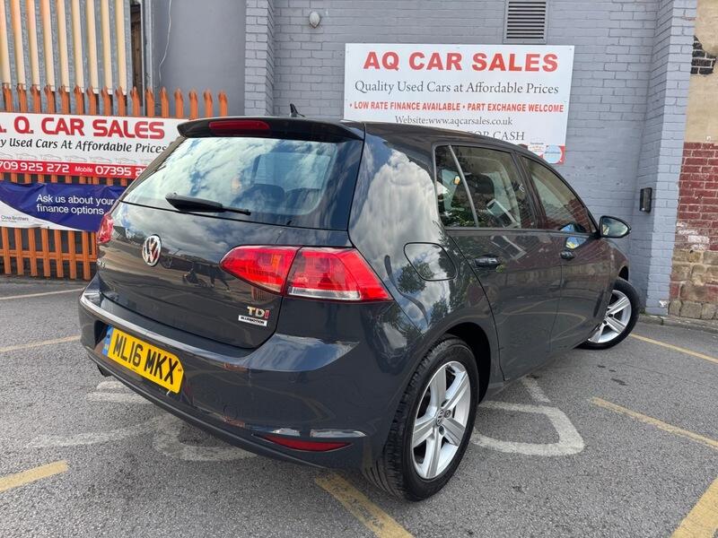 Volkswagen Golf view 7