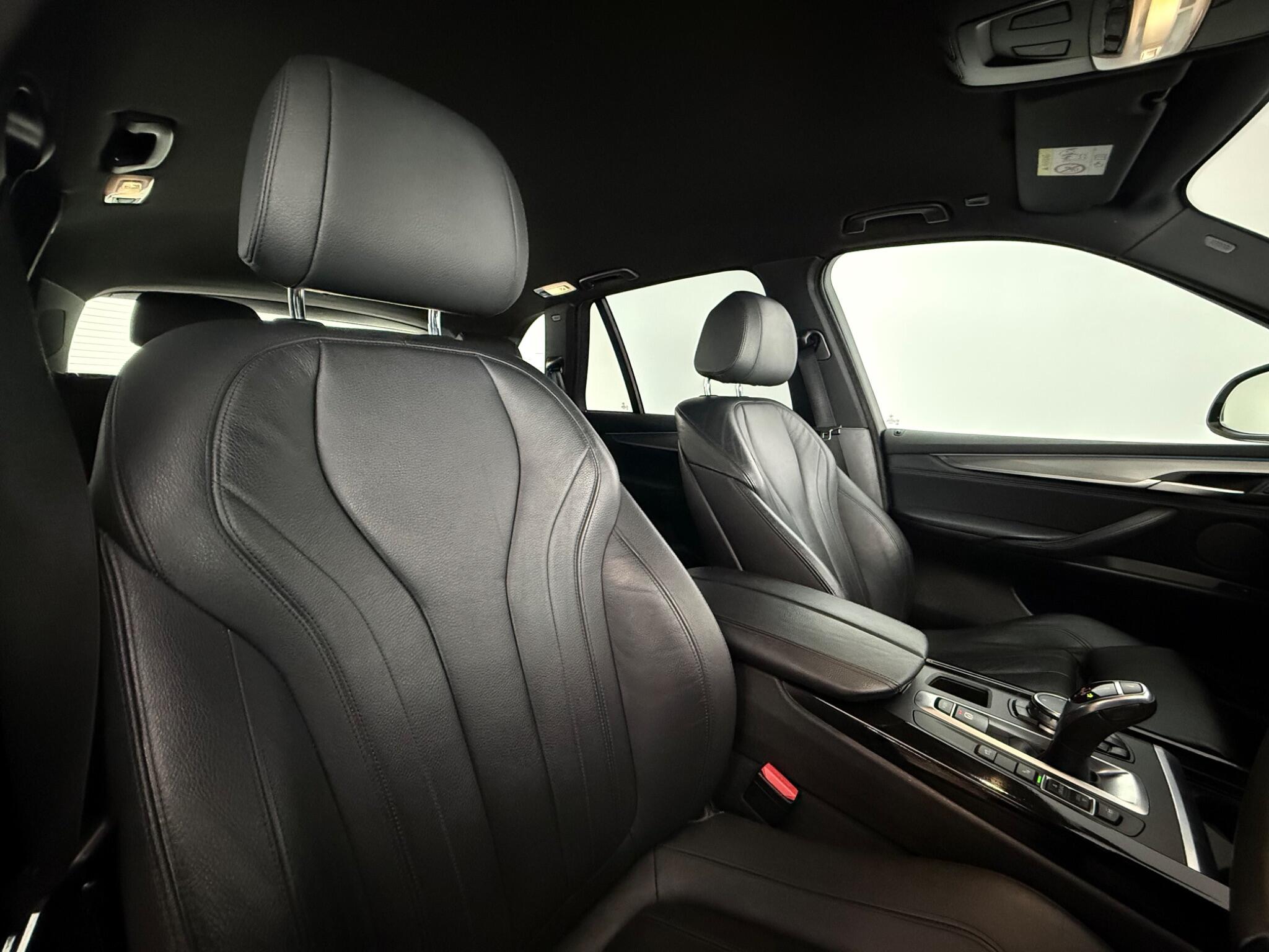 BMW X5 view 30