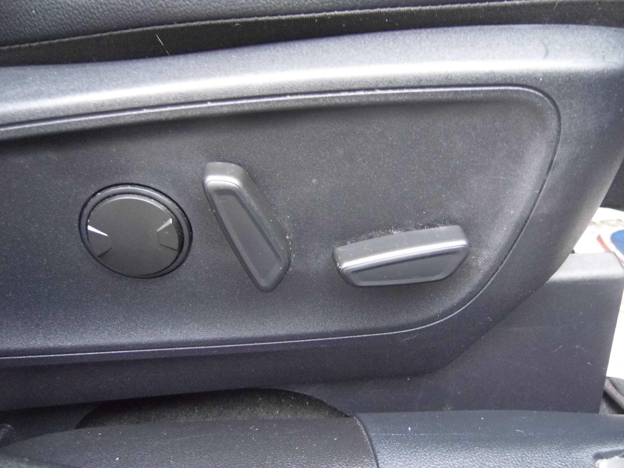 Ford Kuga view 17