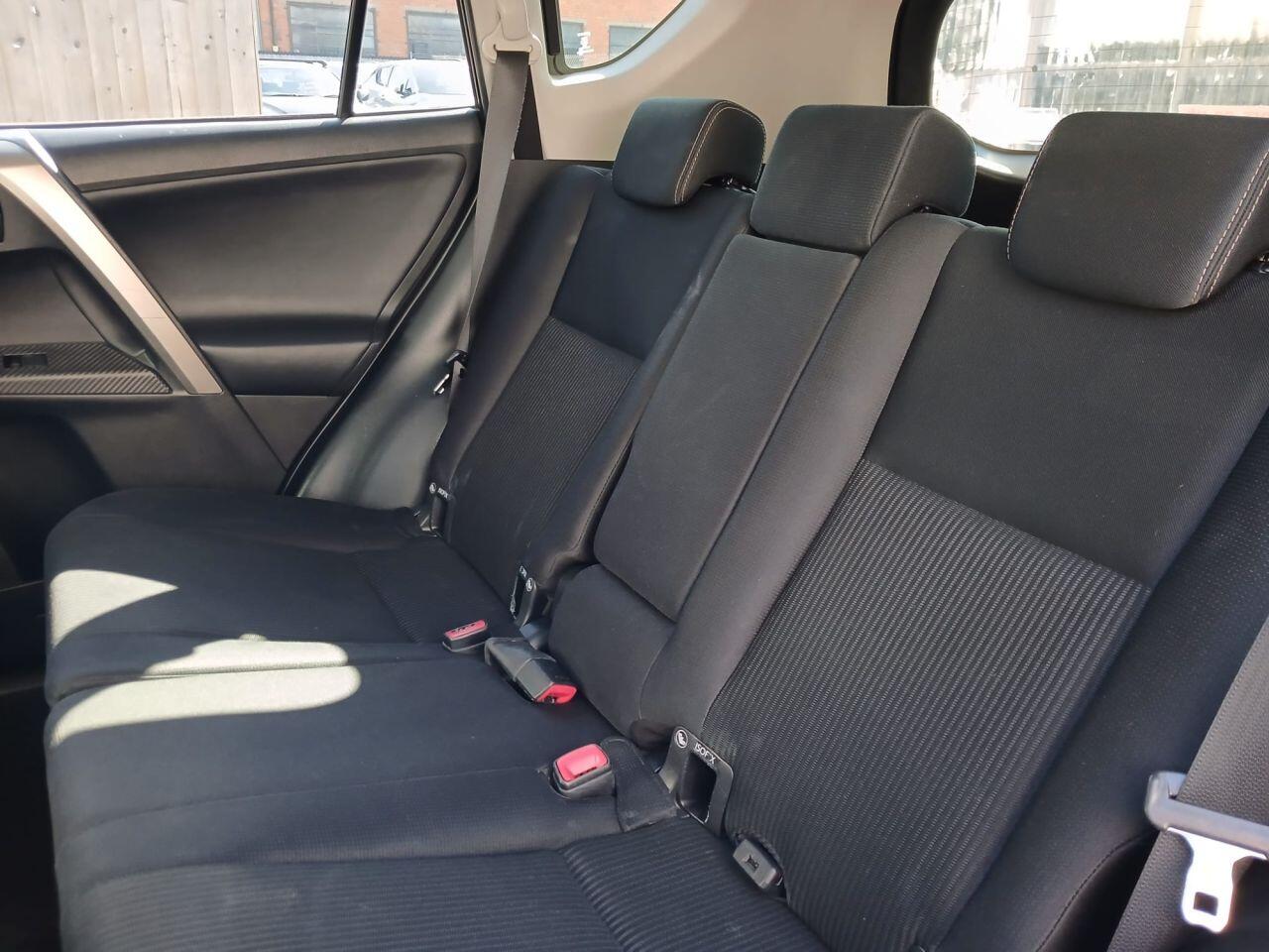 Toyota RAV4 view 27