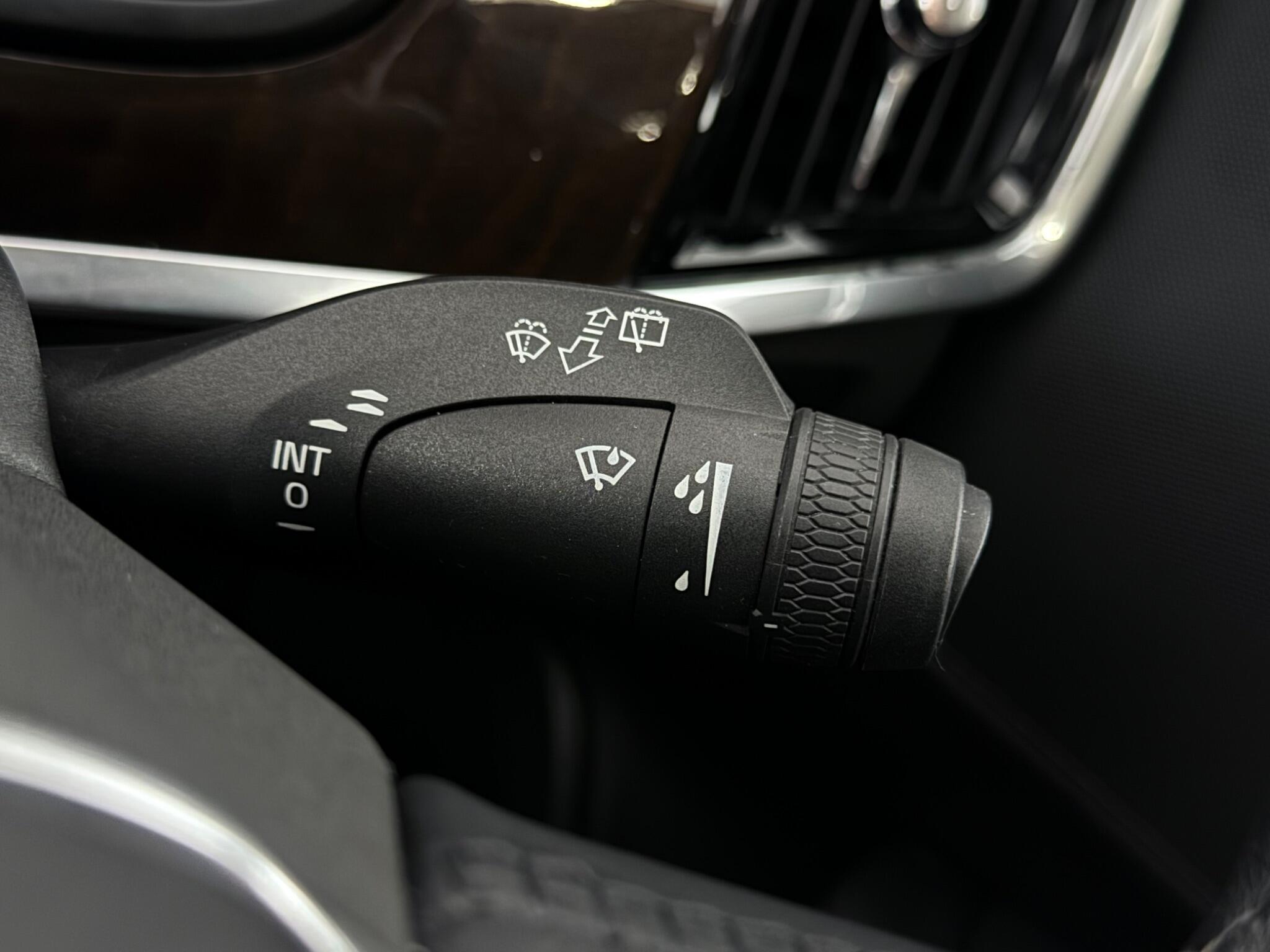 Volvo V90 view 21
