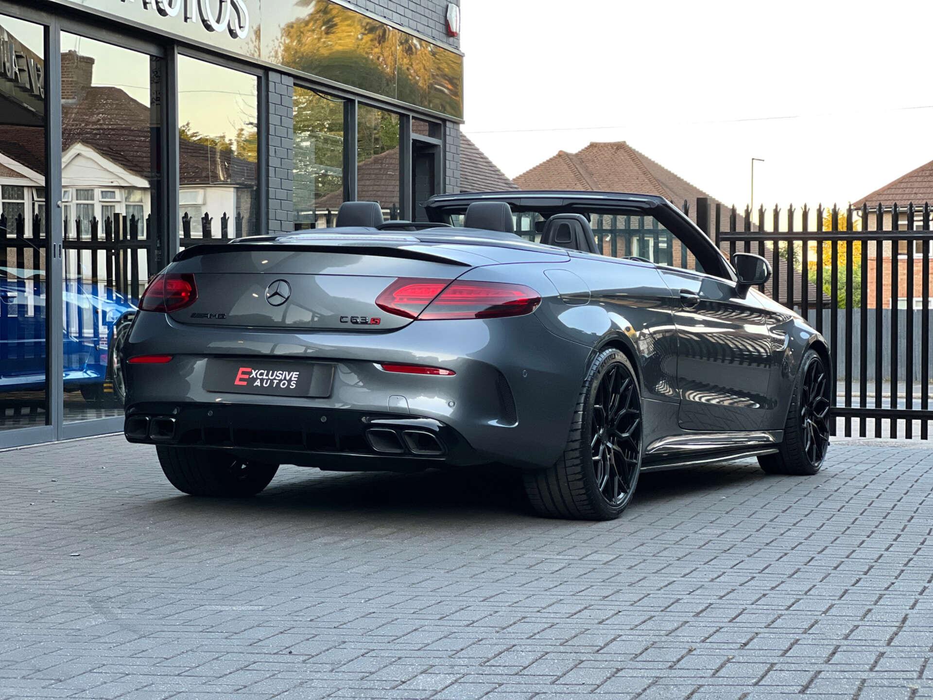 Mercedes-Benz C Class view 3