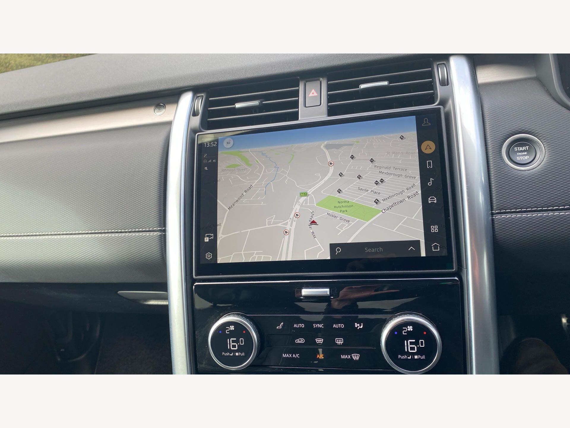 Land Rover Discovery view 17