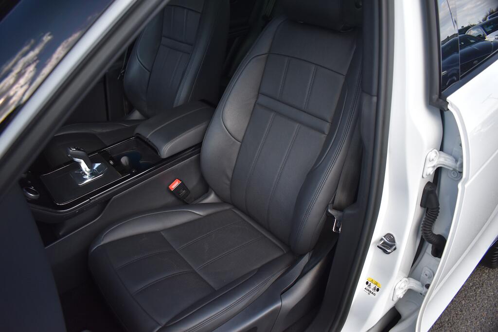 Land Rover Range Rover Evoque view 41