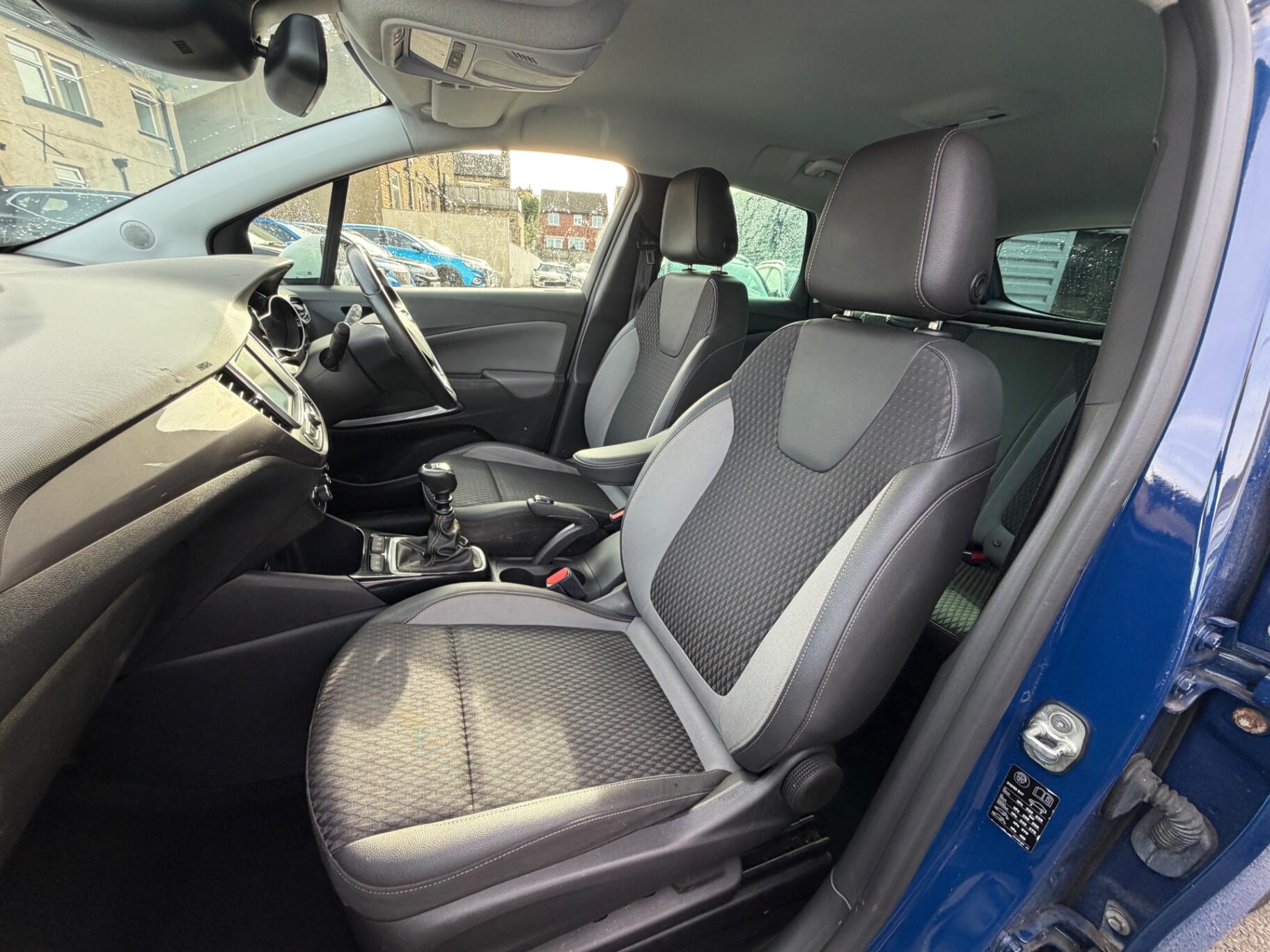 Vauxhall Crossland X view 11