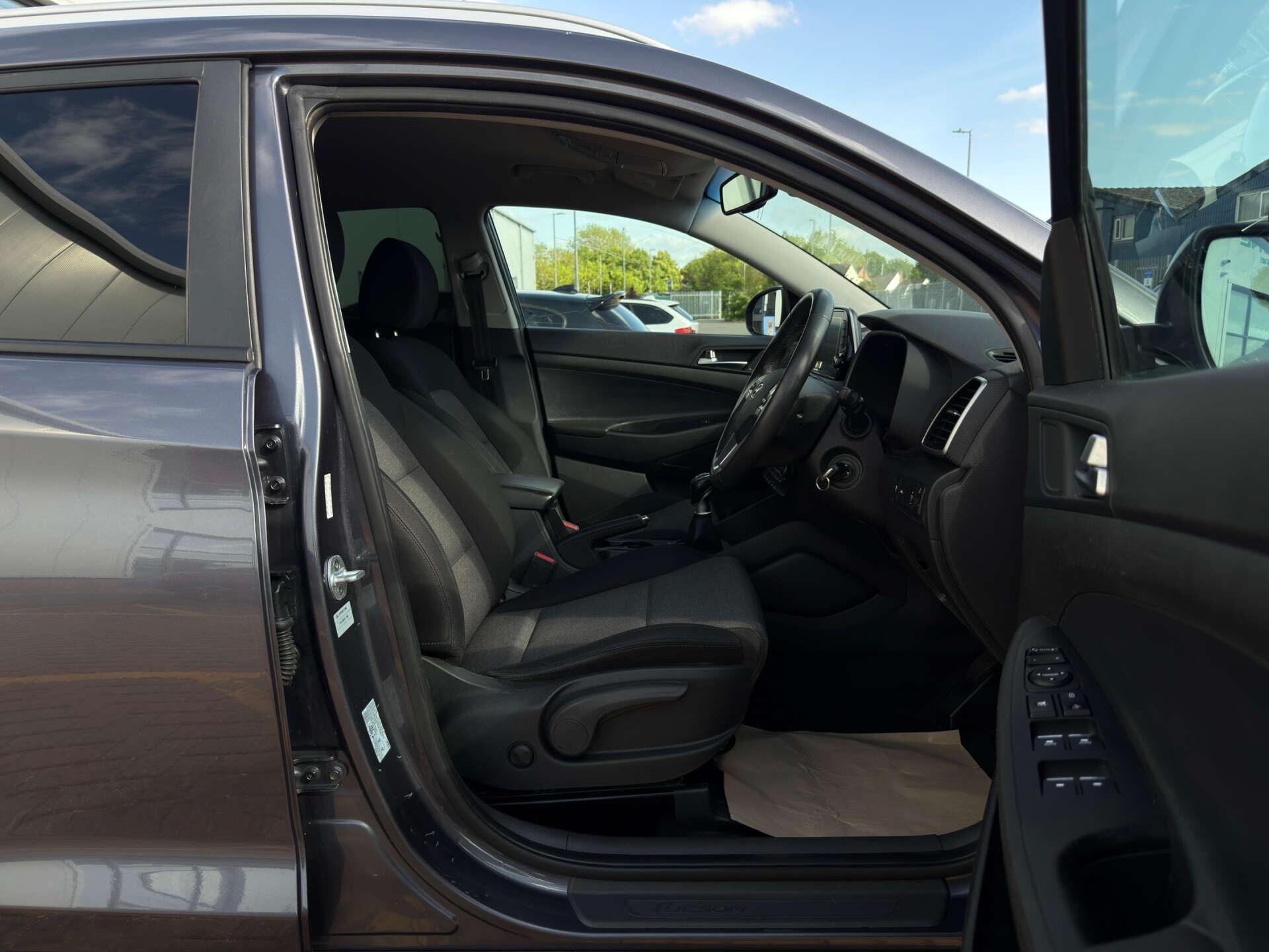 Hyundai Tucson view 30