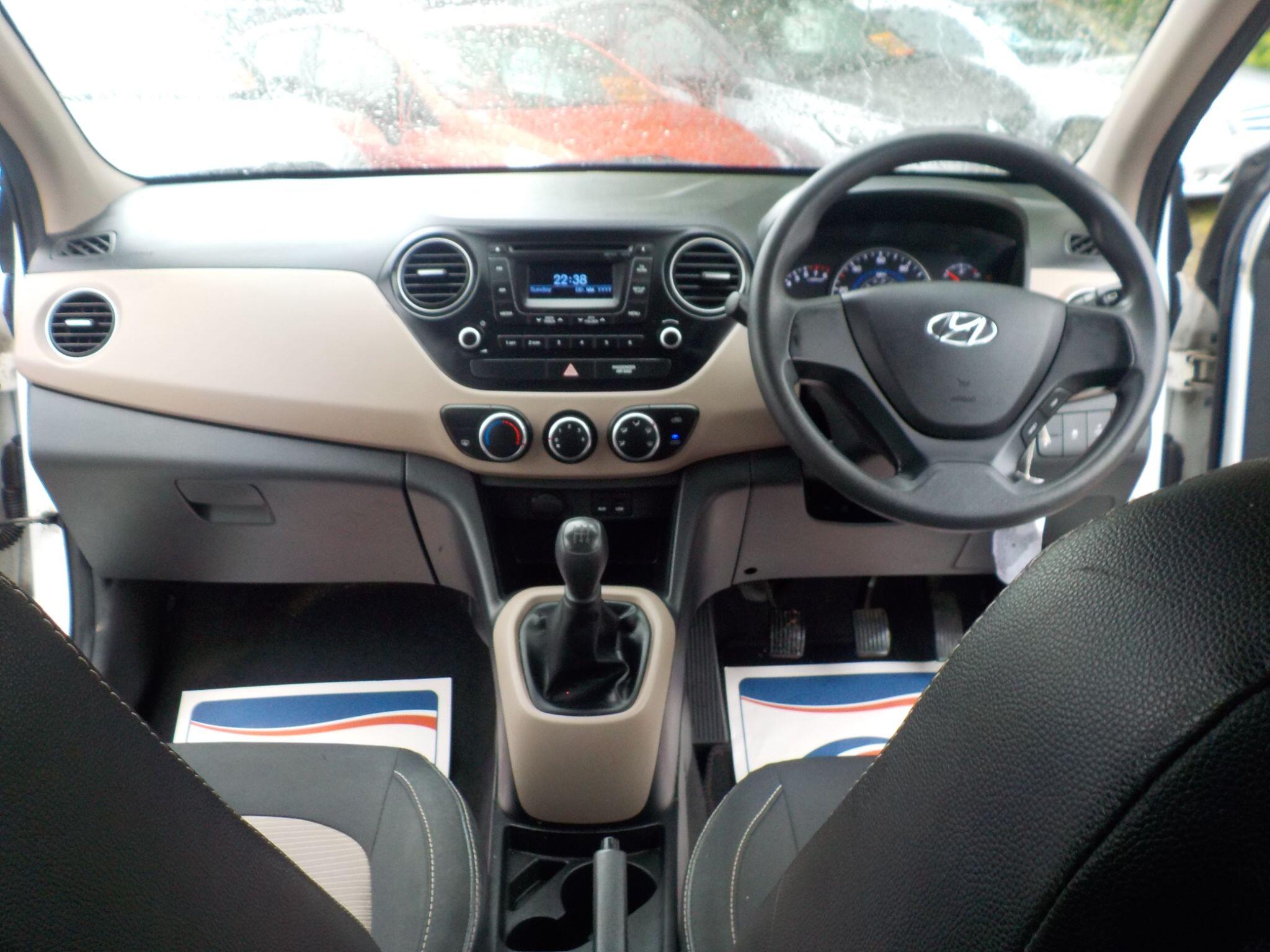 Hyundai i10 1.0 S Euro 5 5dr