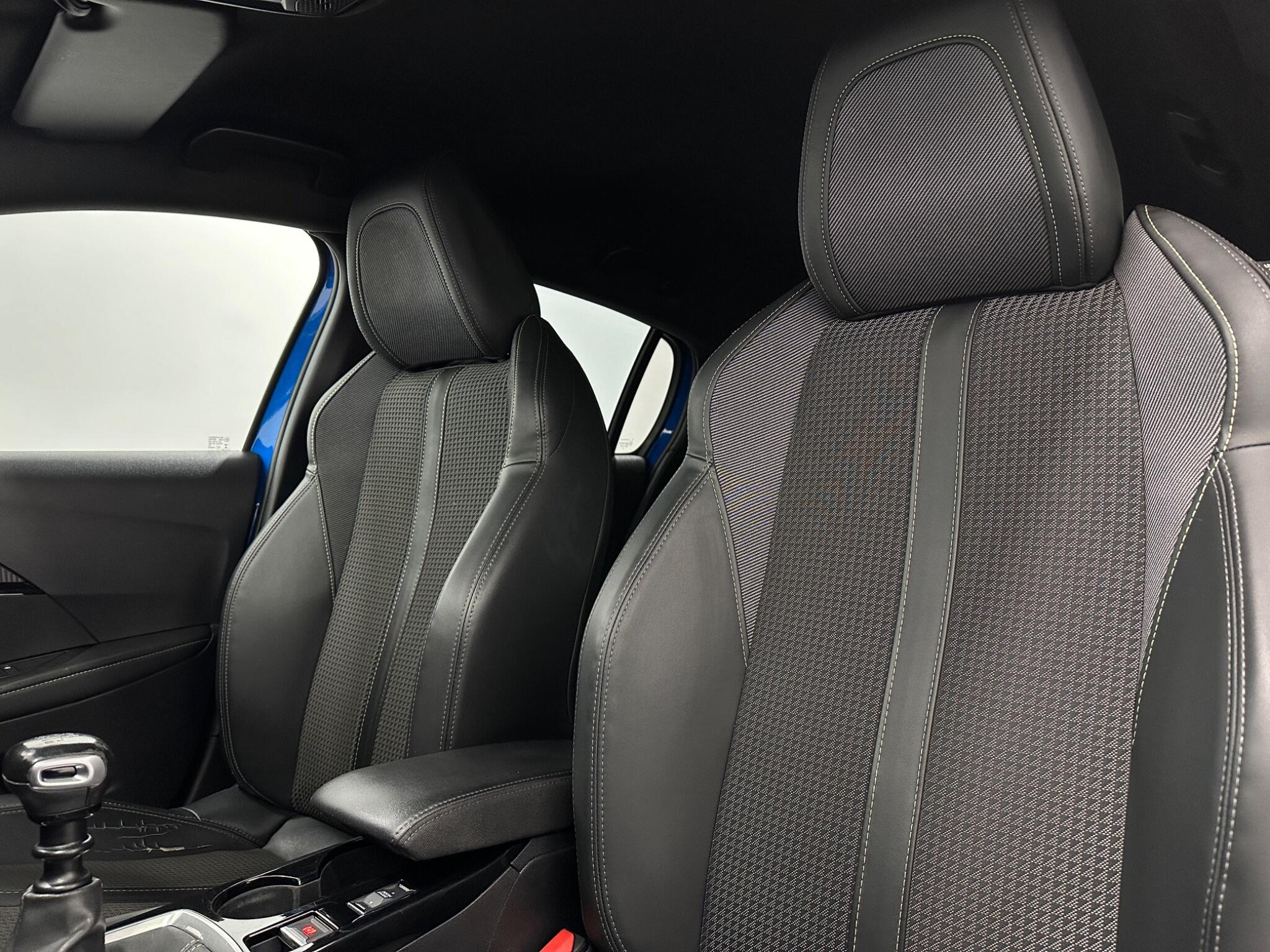 Peugeot 208 view 34