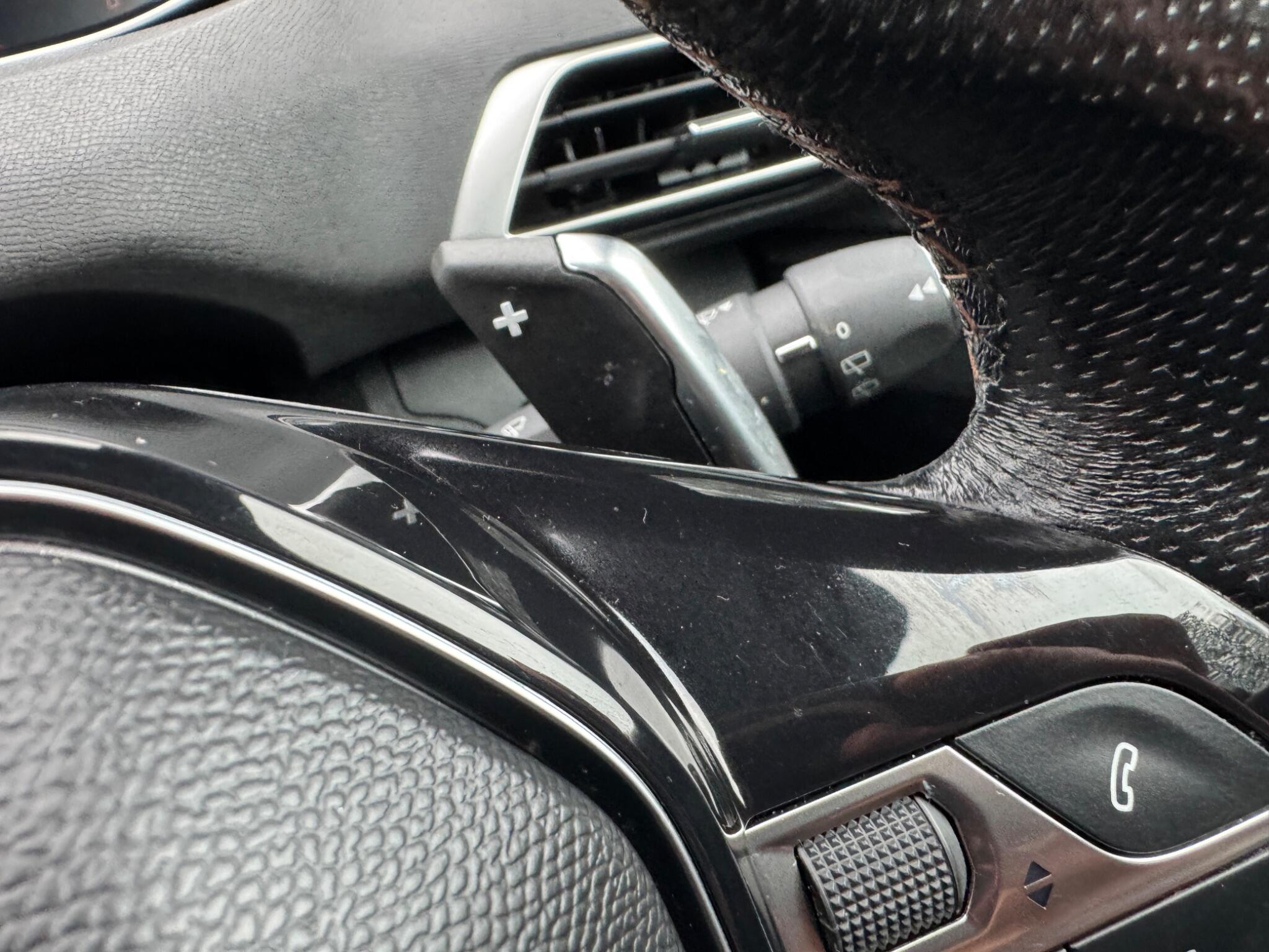 Peugeot 3008 view 90