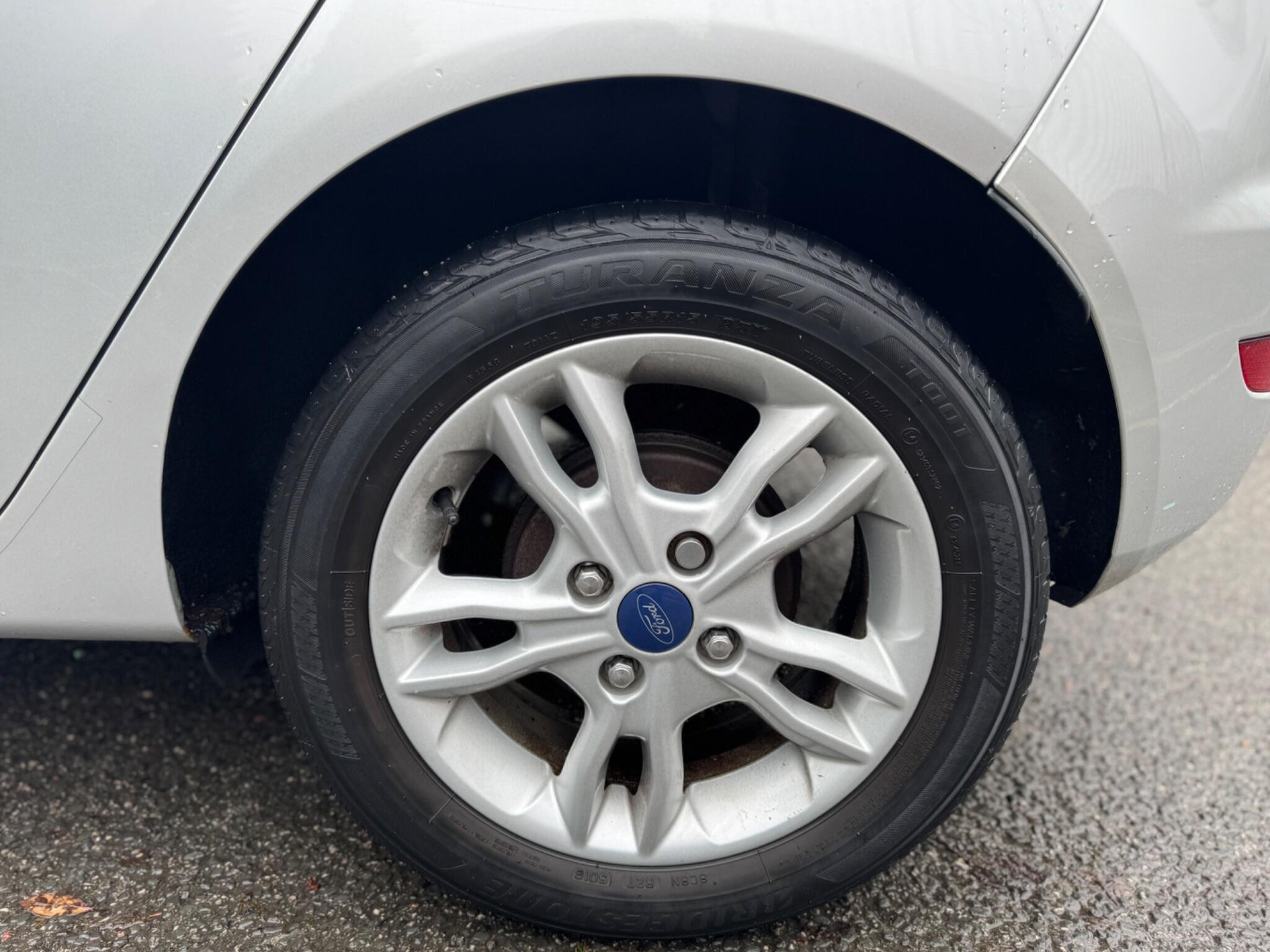 2014 Ford Fiesta 1.5 TDCi Zetec Euro 5 5dr image 43