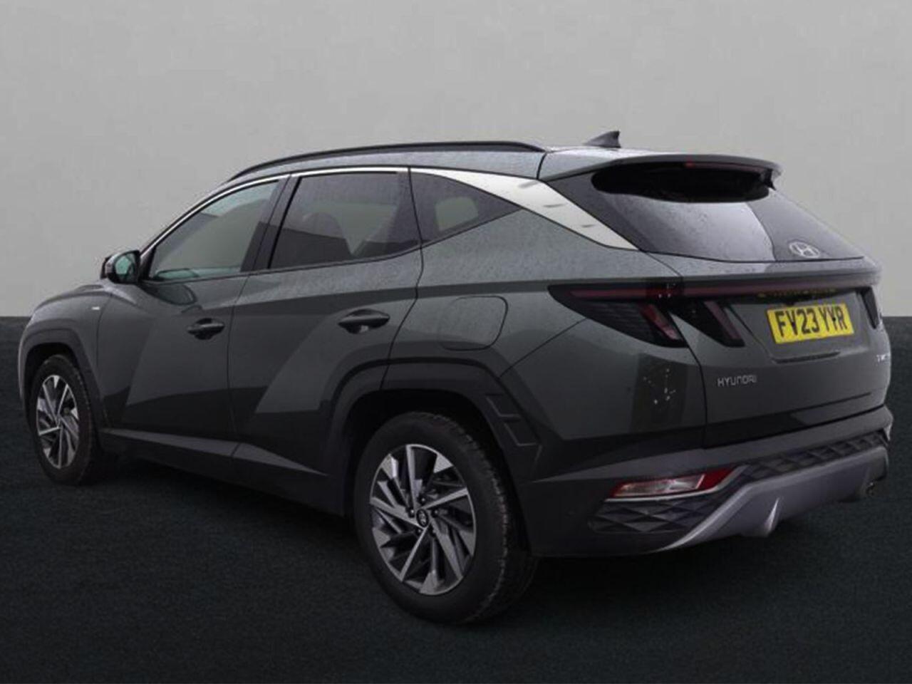 Hyundai Tucson view 3