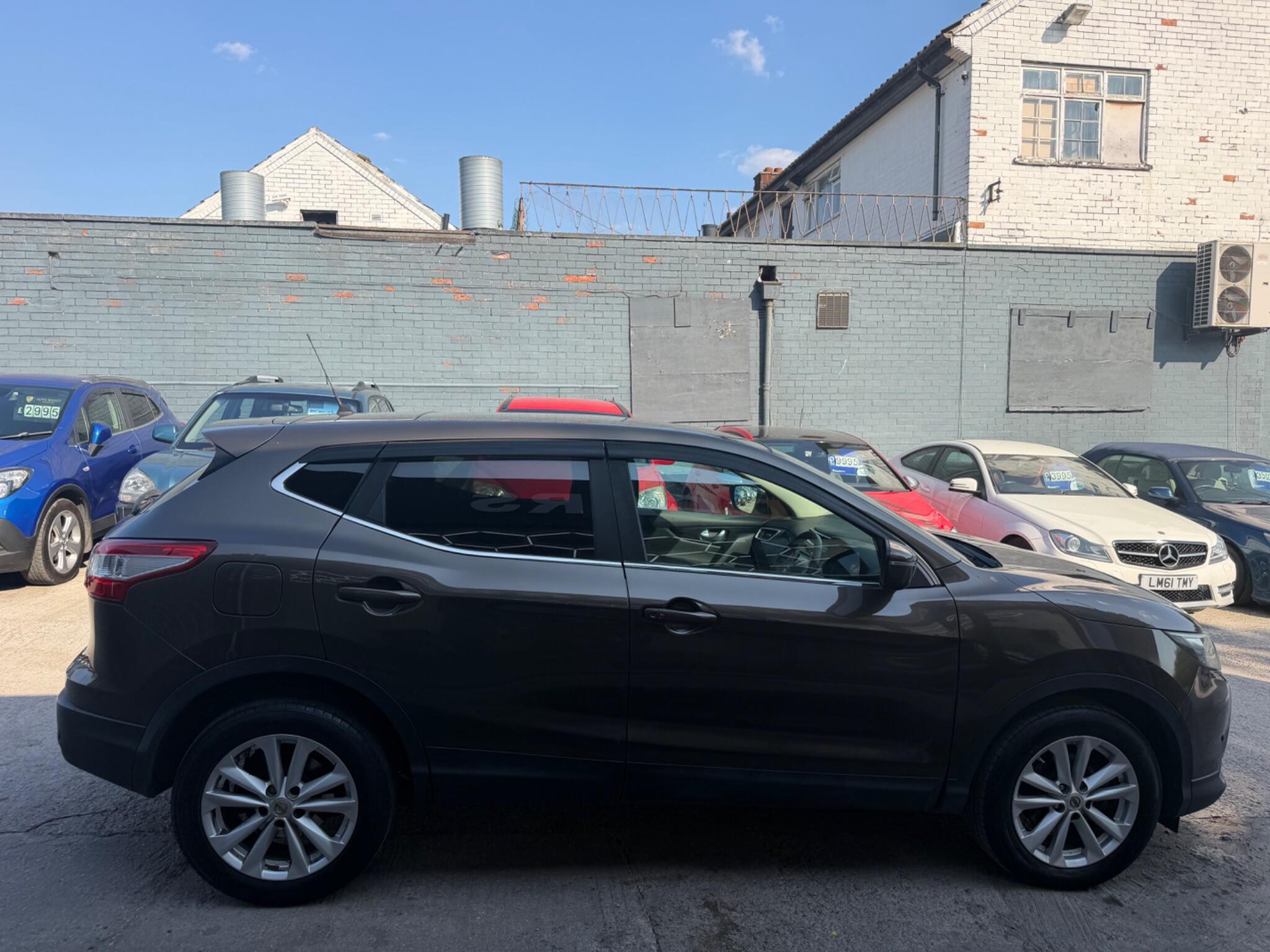 Nissan Qashqai view 8