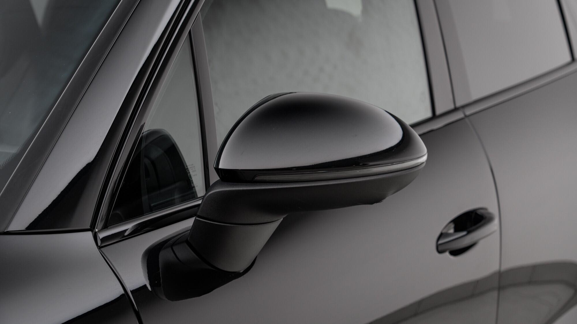 Porsche Cayenne view 11