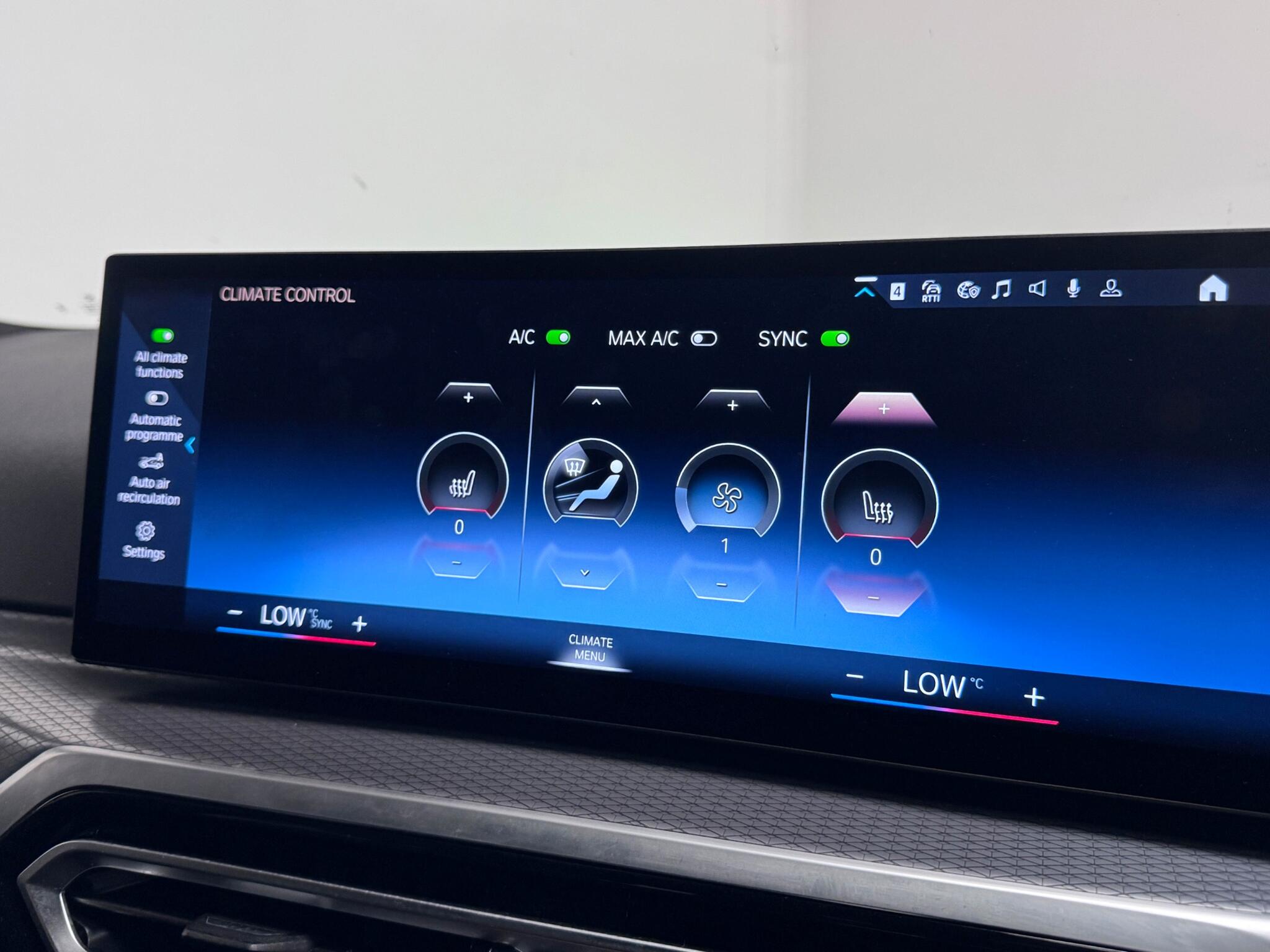 BMW 3 Series view 40