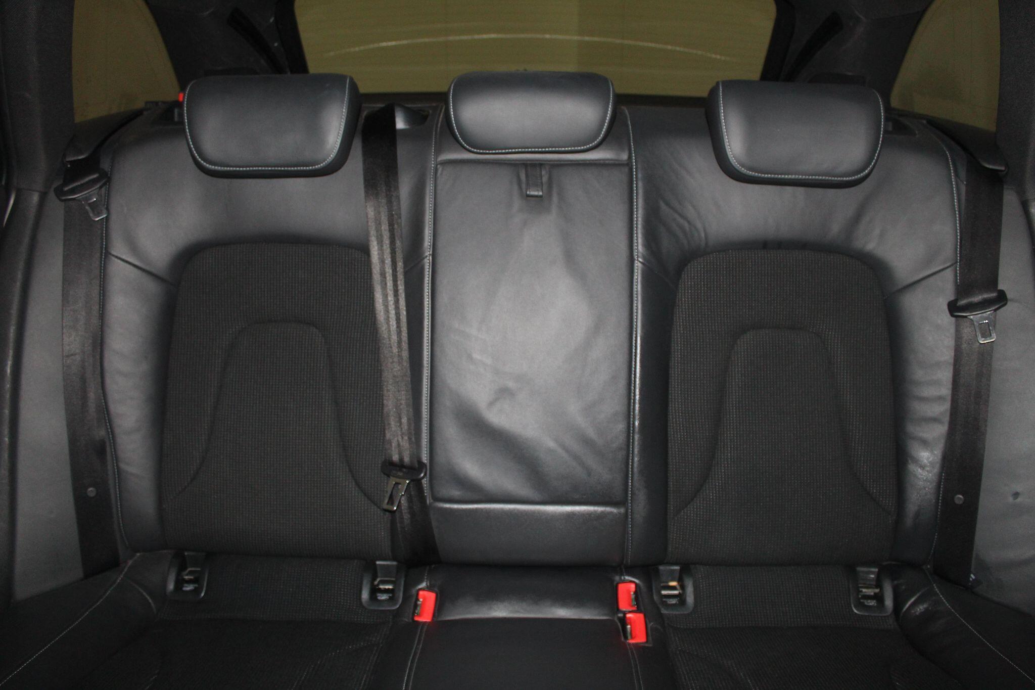 Audi A4 view 51