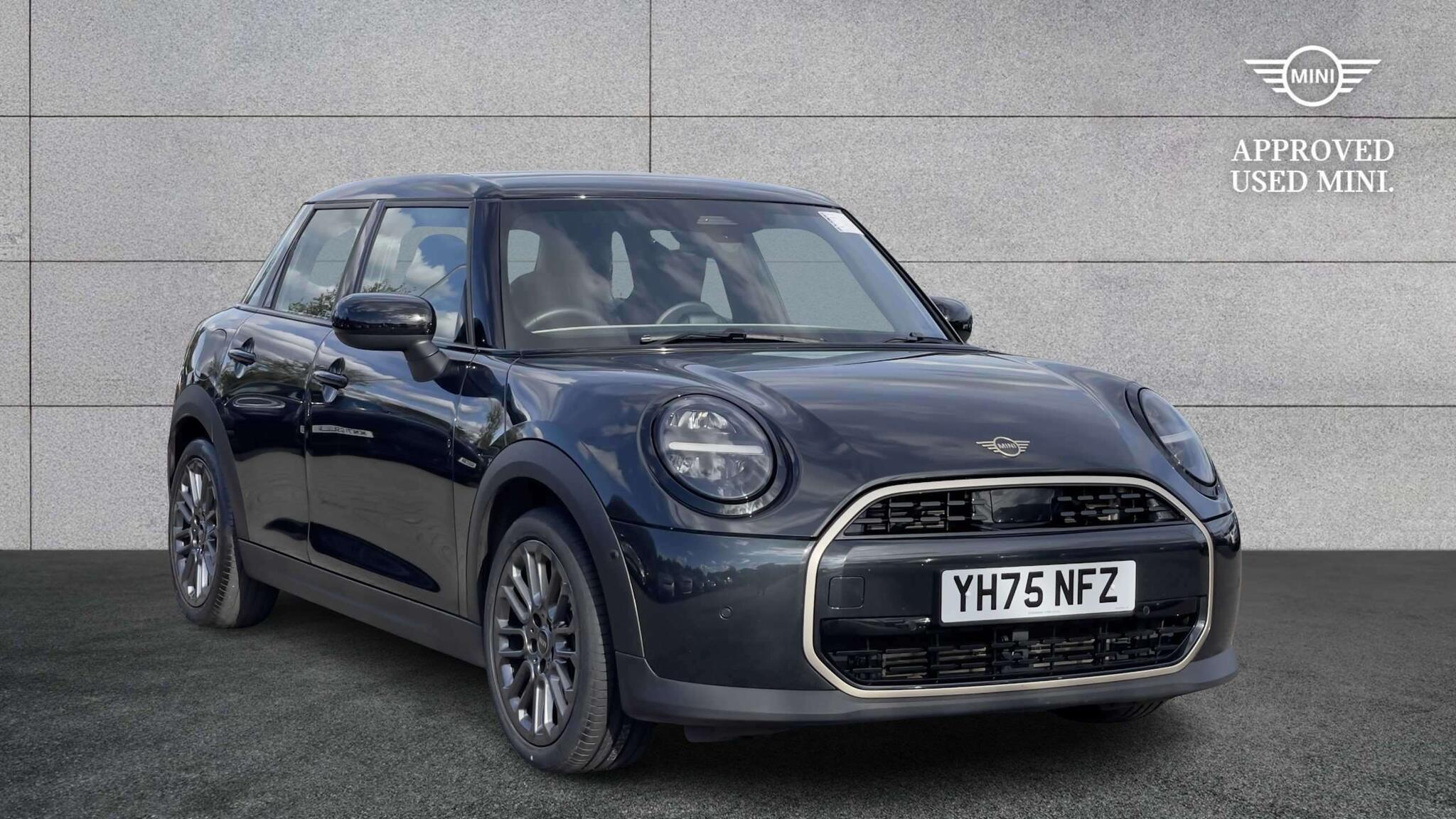 2025 MINI COOPER