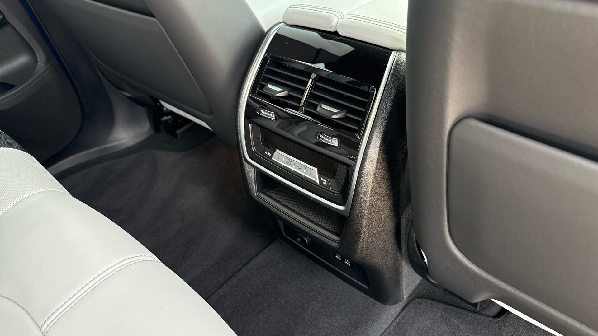 BMW X5 M view 35