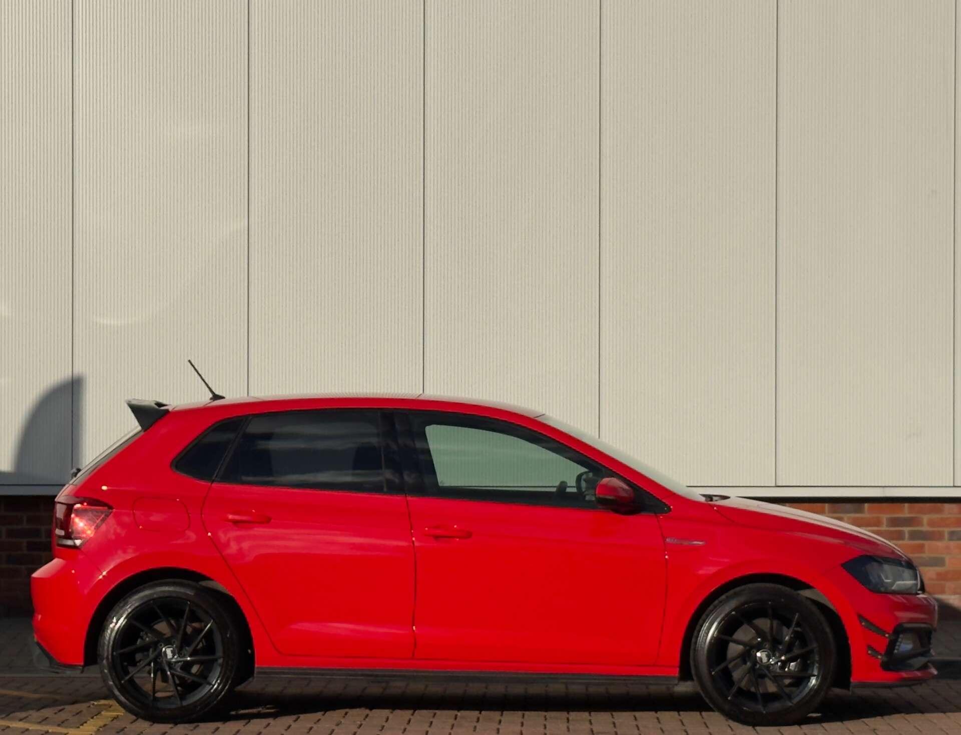 Volkswagen Polo view 11
