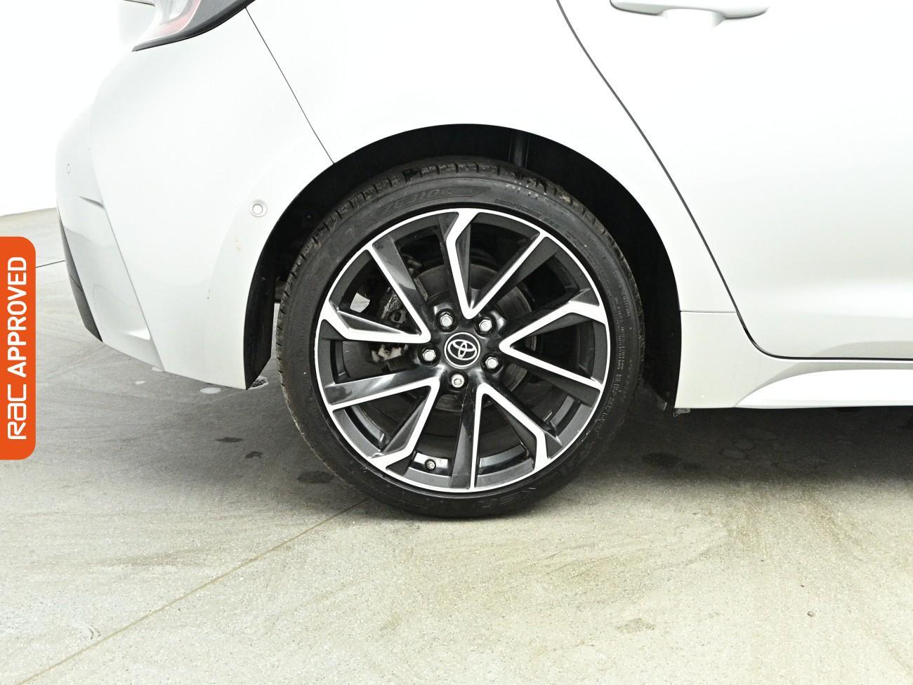 Toyota Corolla view 27
