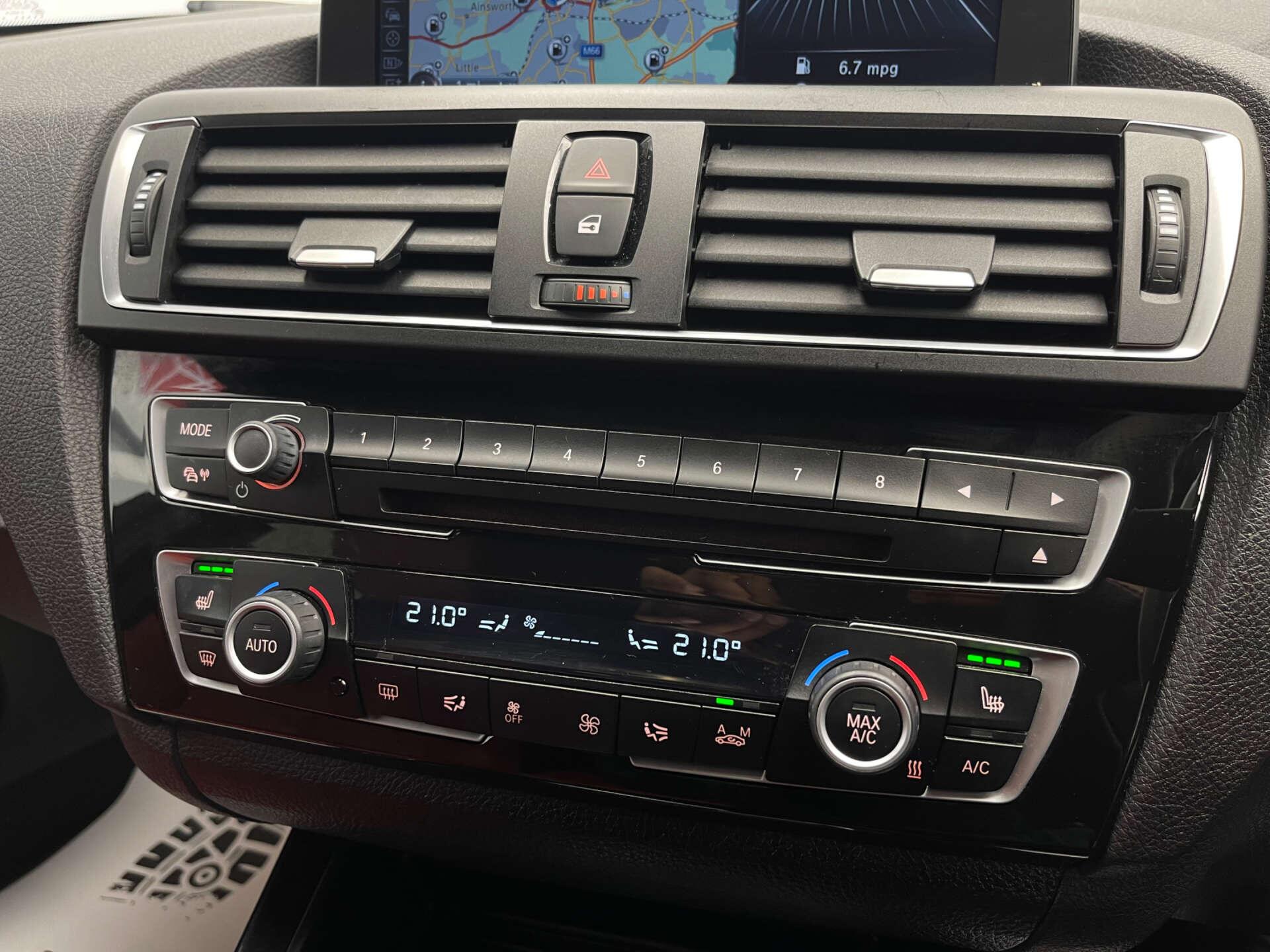 BMW 1 Series view 24