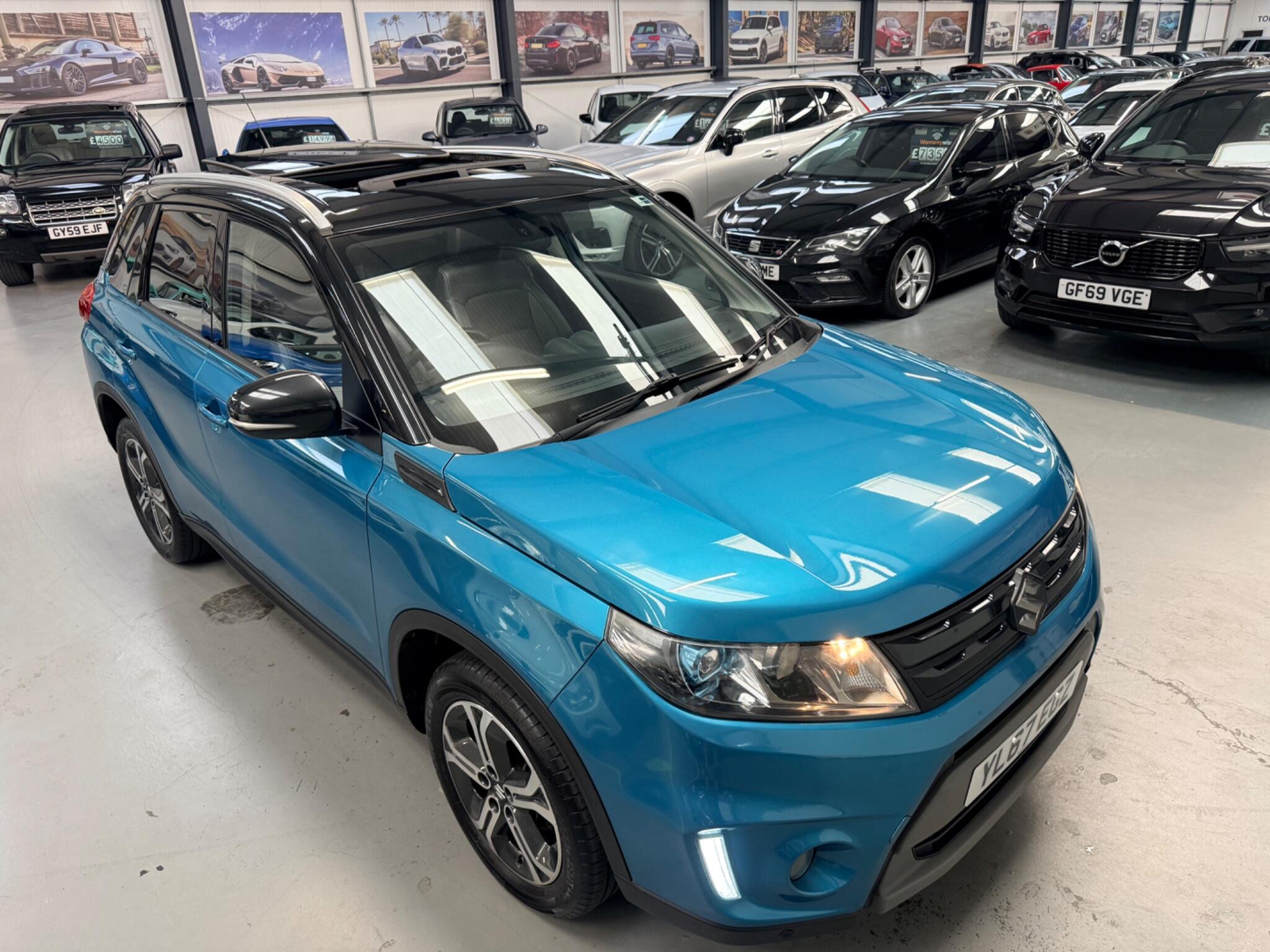 Suzuki Vitara view 2
