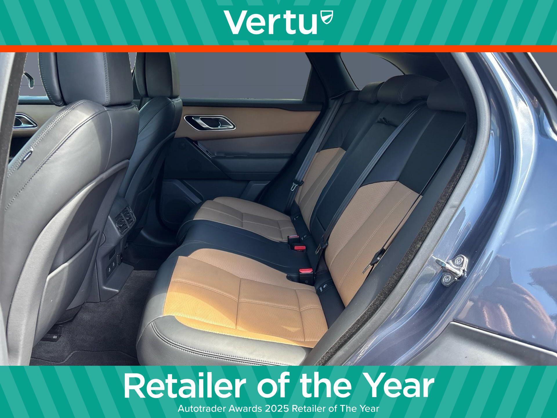 Land Rover Range Rover Velar view 4