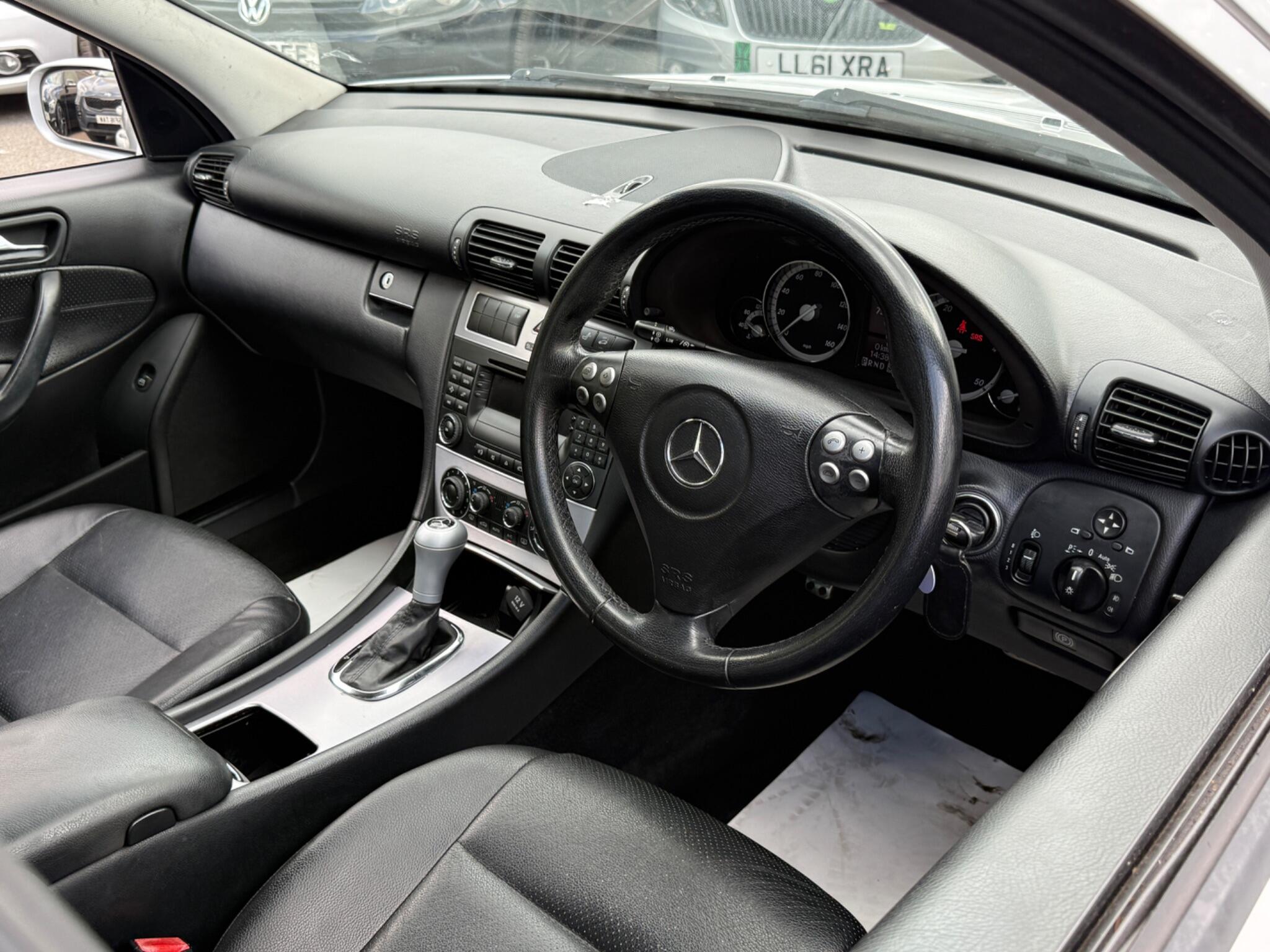 Mercedes-Benz C Class - Image 3