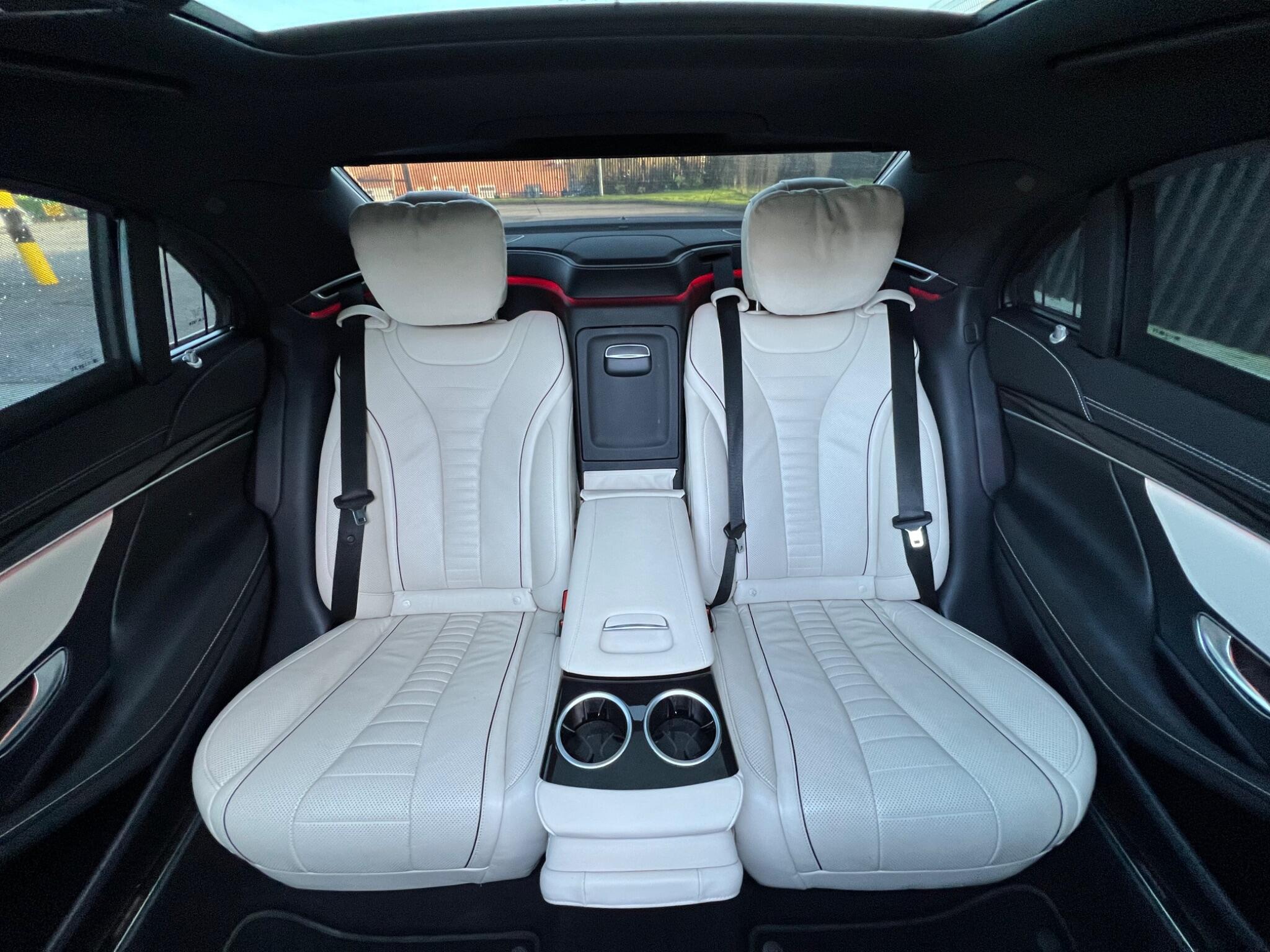 Mercedes-Benz S-Class view 24