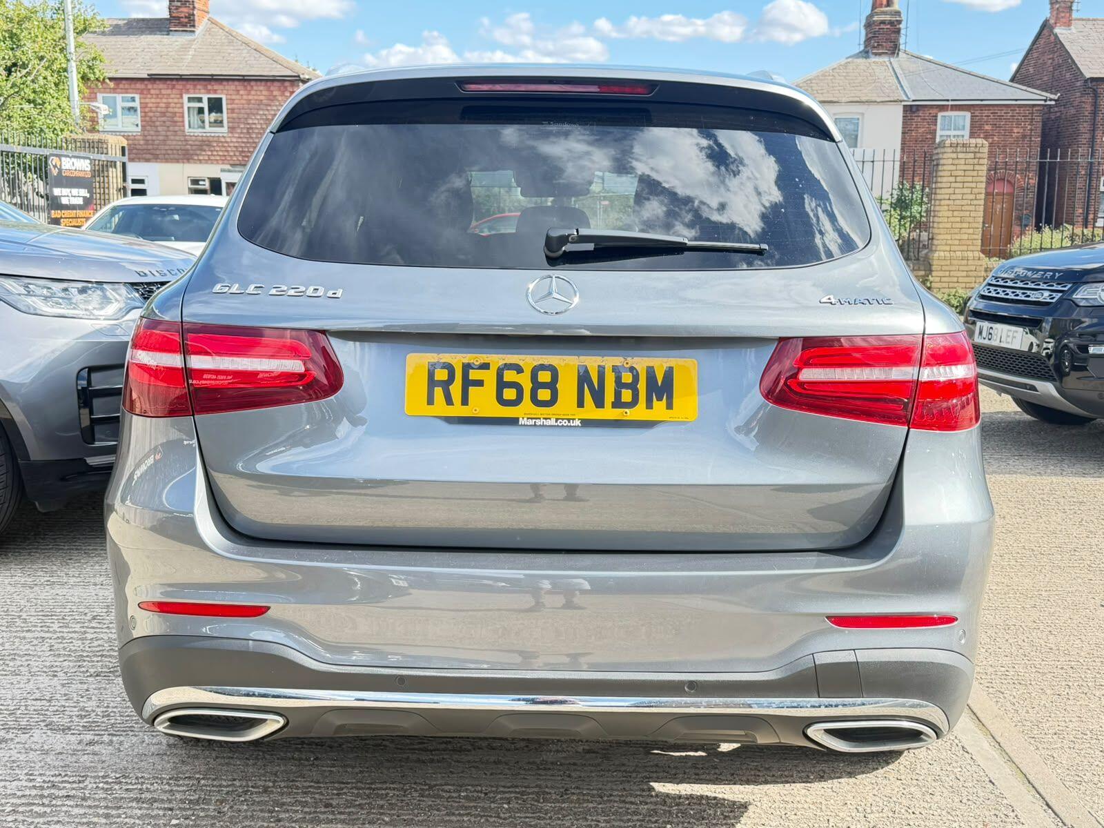 Mercedes-Benz GLC view 6