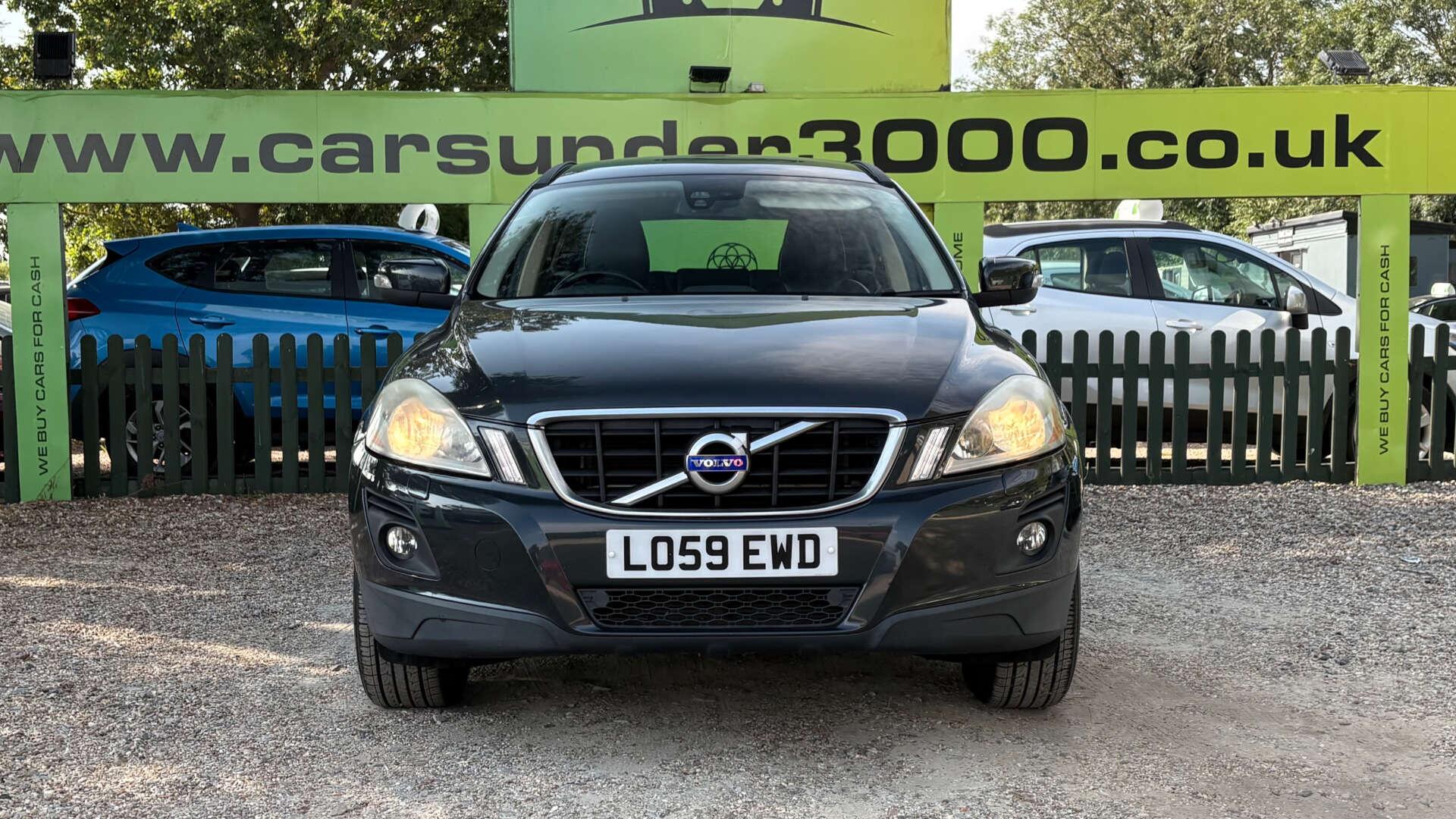 Volvo XC60 view 2