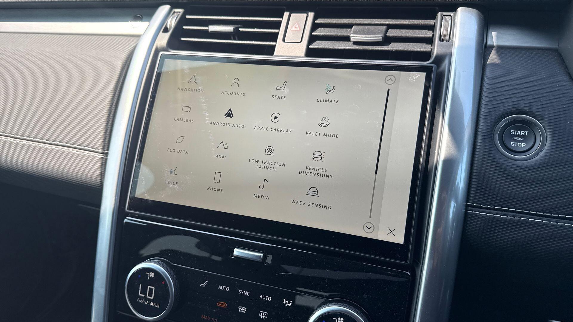 Land Rover Discovery view 23