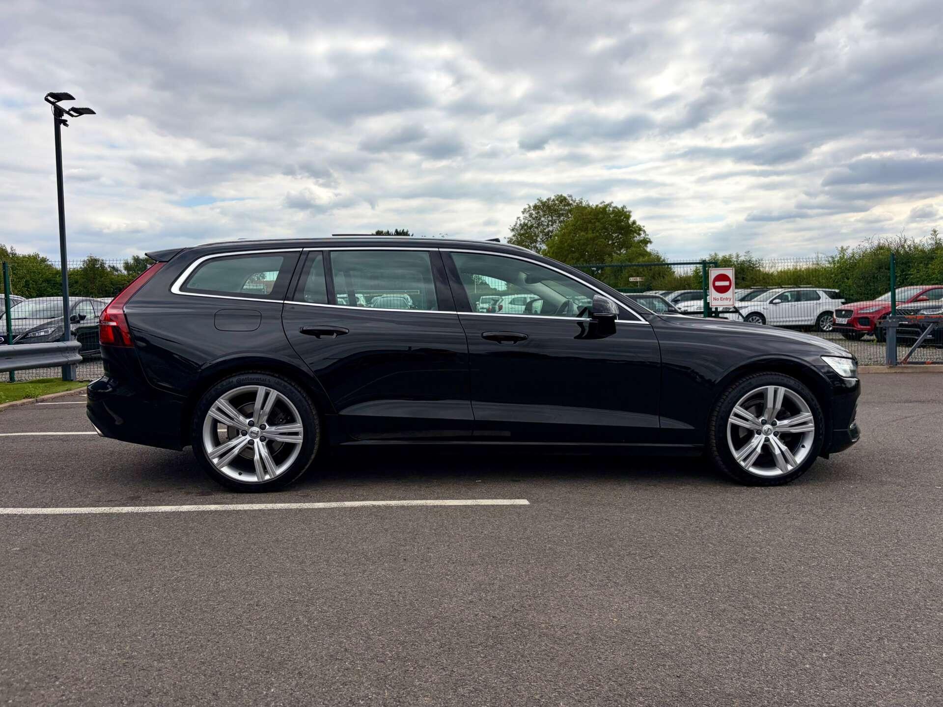 Volvo V60 view 9
