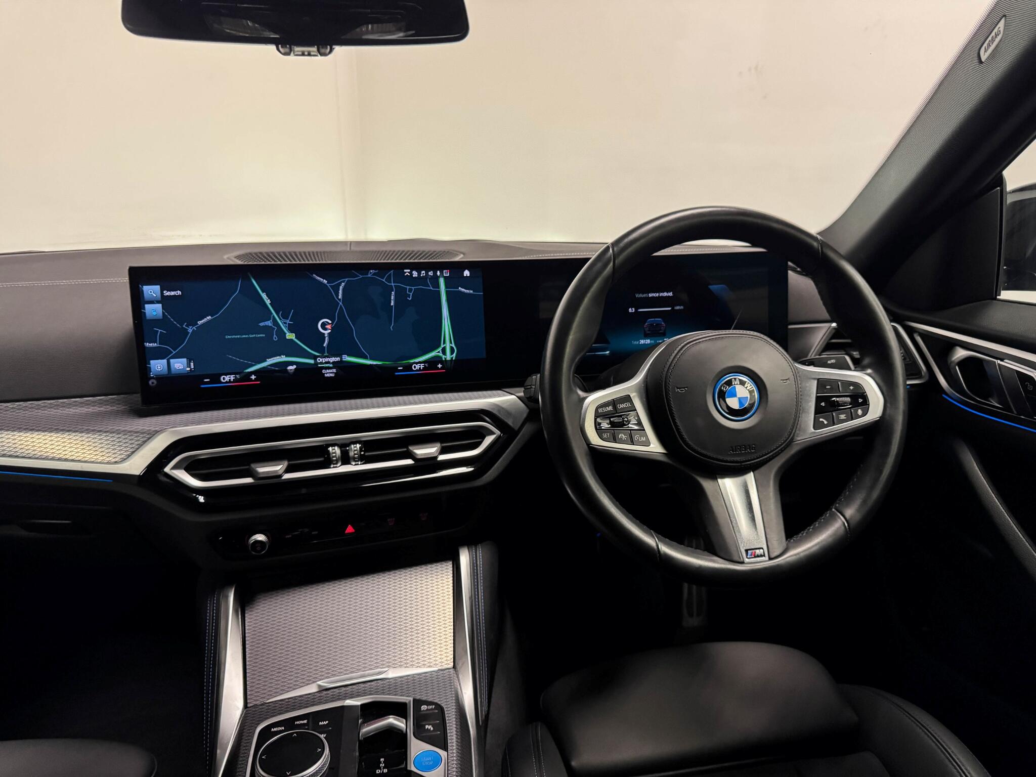 BMW I4 view 30