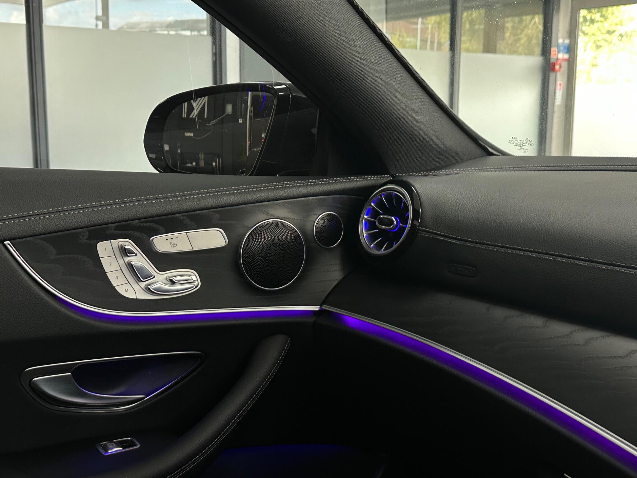 Mercedes-Benz E Class view 31